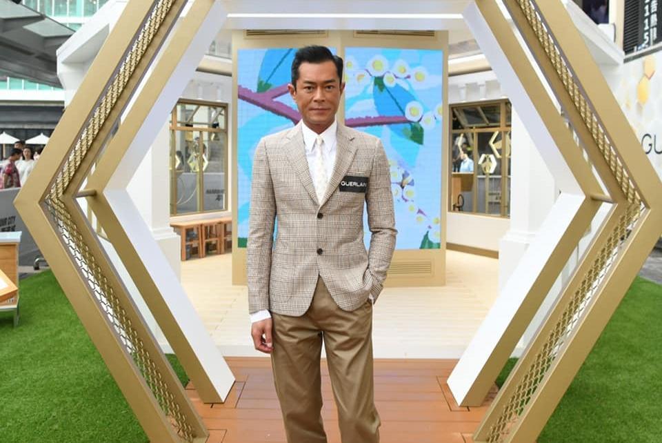 港星古天樂近日花5,000萬港幣購入遊艇「Princess 88」，據知是給母親看煙火用。（翻攝自古天樂臉書）