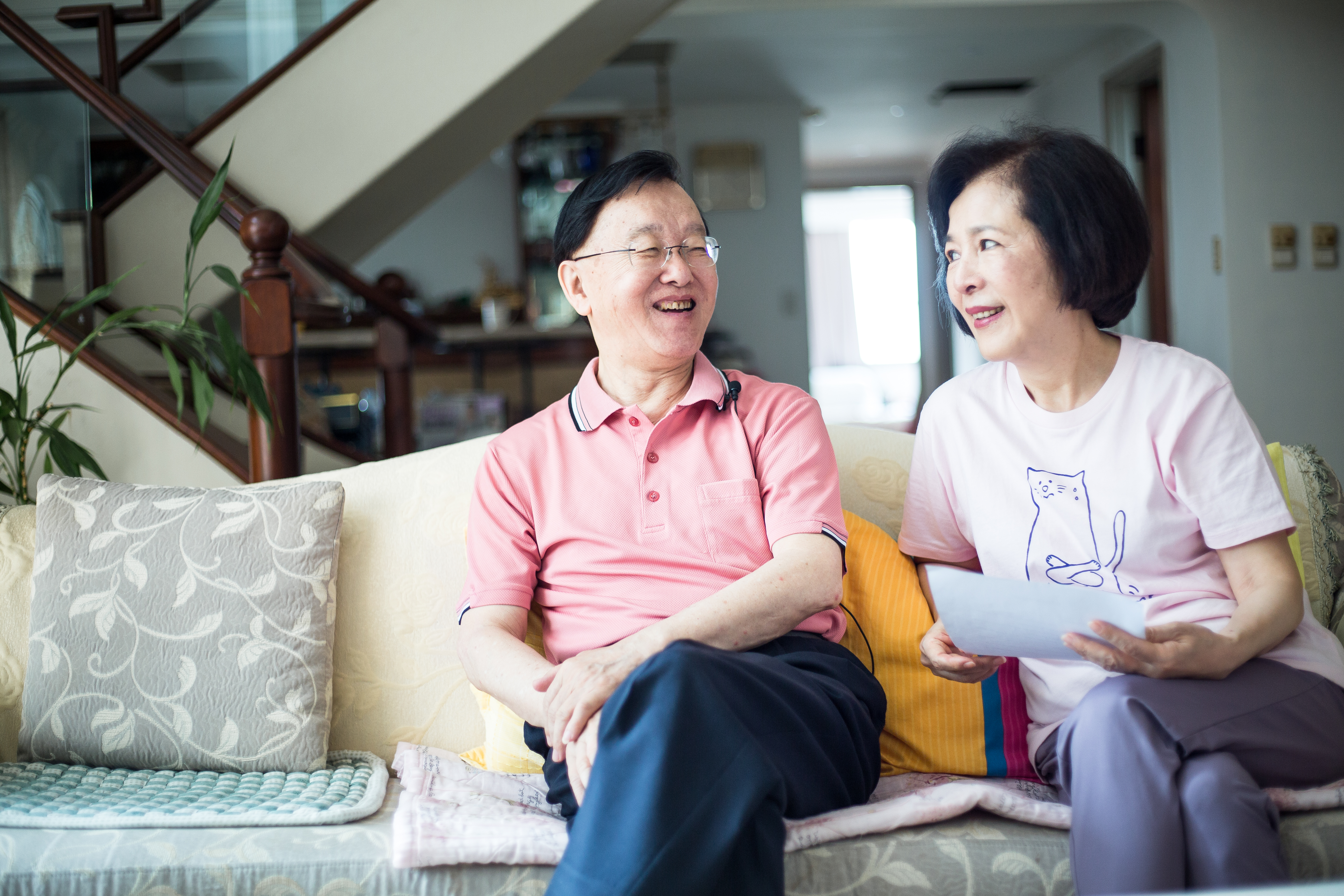 「國家級主播」盛竹如和太太一起受訪，公開上億豪宅中的生活。