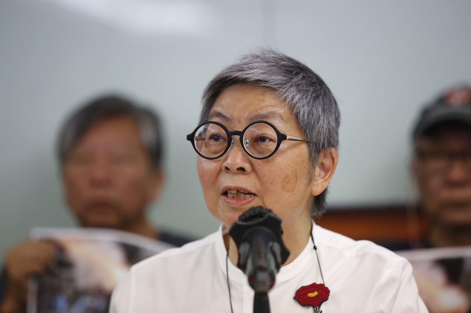 律師吳靄儀。
