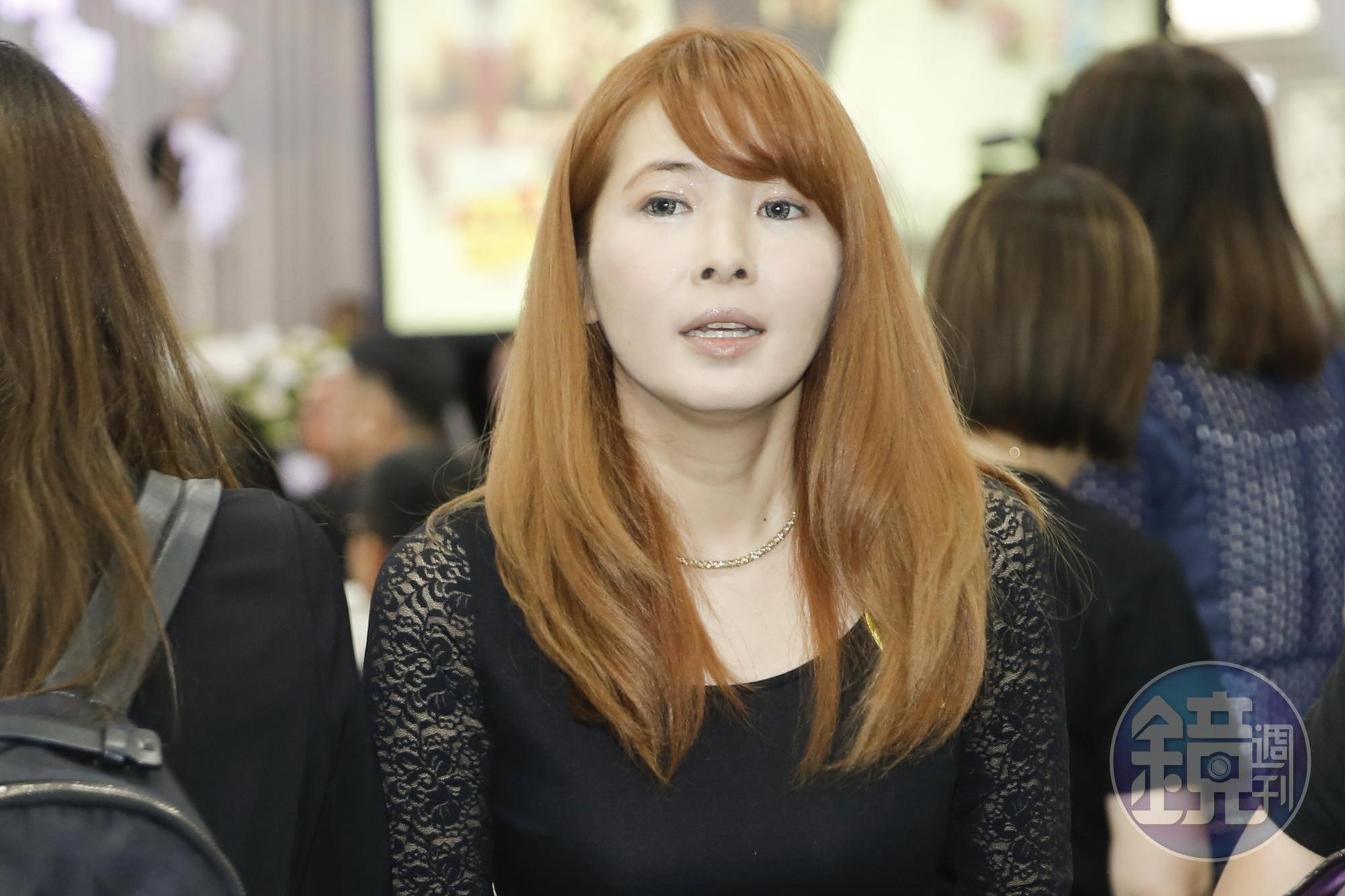 Makiyo為賀一航化上人生最後一個妝容，她形容賀一航的嘴角帶著微笑，知道有這麼多好友送行，是開心的狀態。