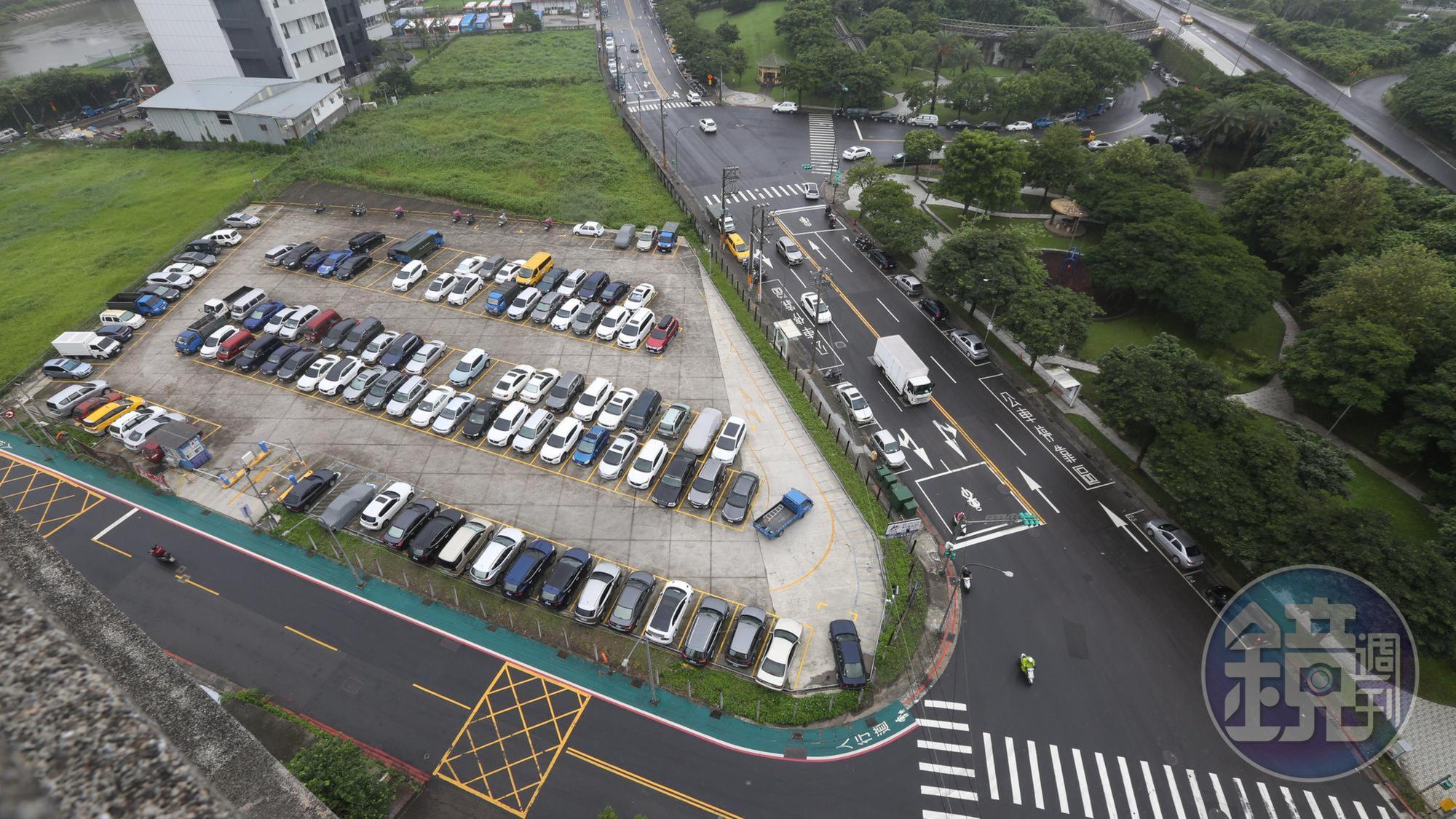 興富發去年買進內湖安康段1936坪工業地，預計蓋3棟廠辦。