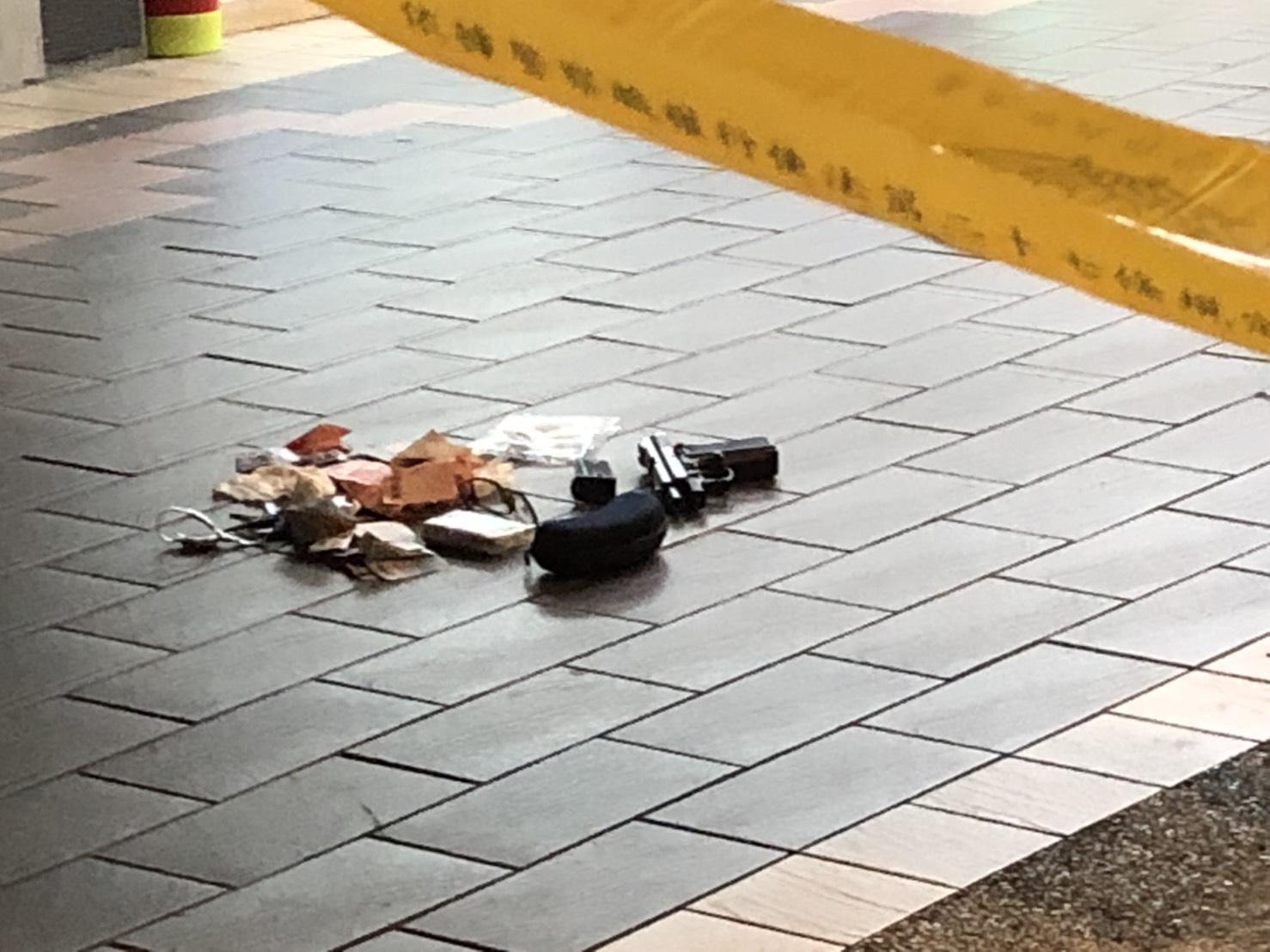 大同區某三溫暖前發生槍擊案，泊車組長遭客人朝眉心開槍，送醫不治。（翻攝畫面）