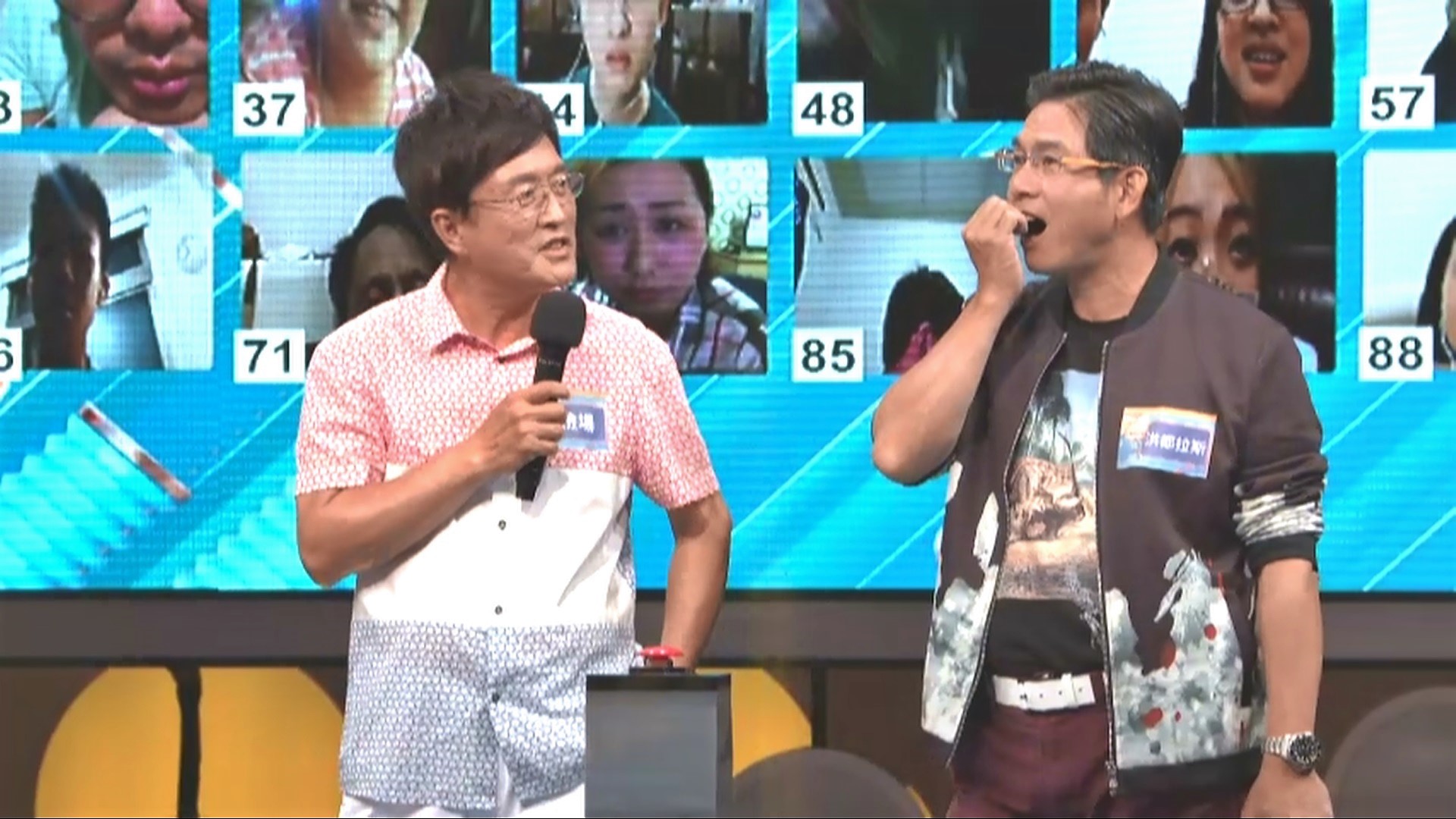 《一呼百應》洪都拉斯、檢場自嘲骨頭、肝、脾氣、脖子都很硬。（公視提供）