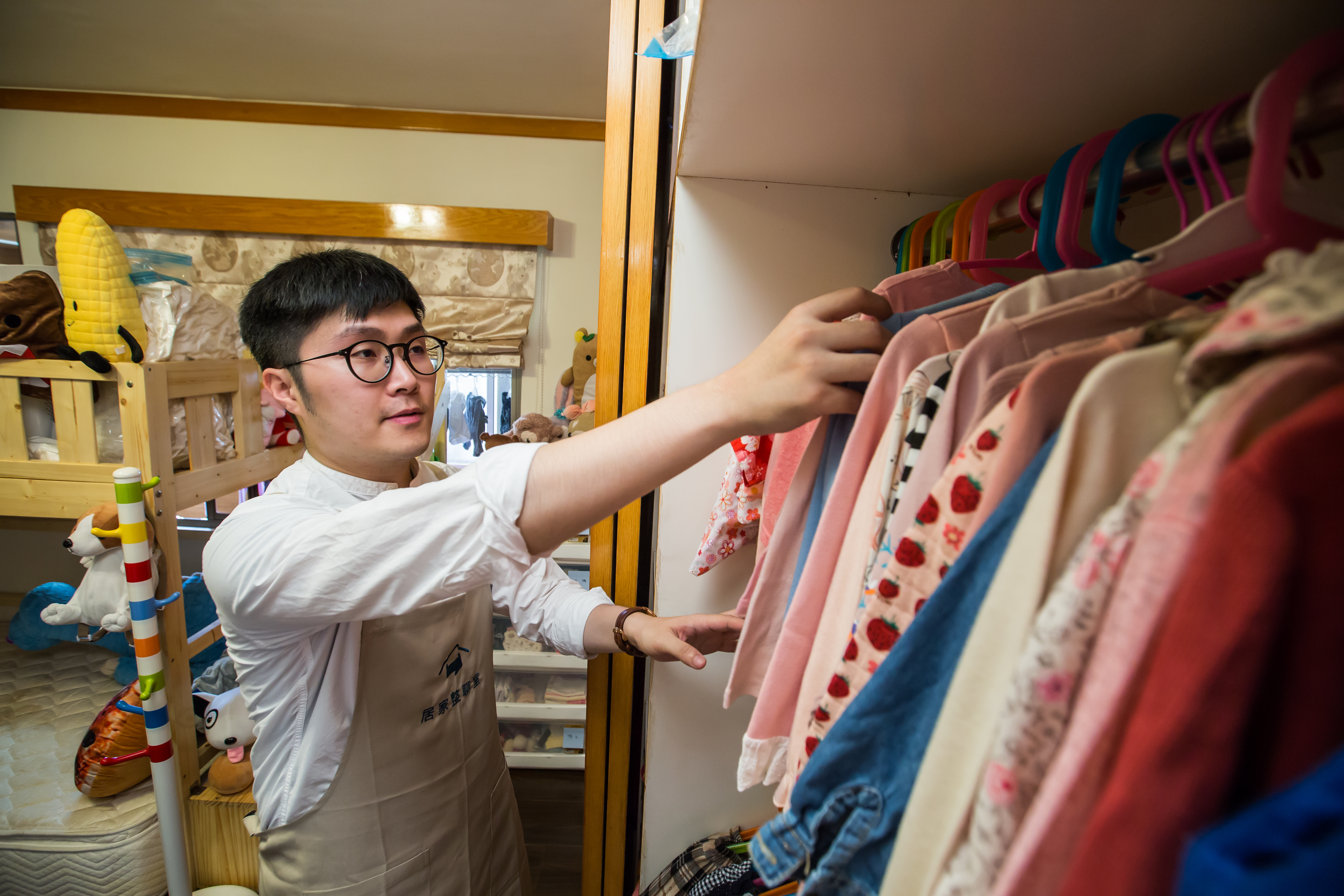 曾經蹺課、成績吊車尾，鄭博元靠自己的方法考上大學，如今年收百萬。