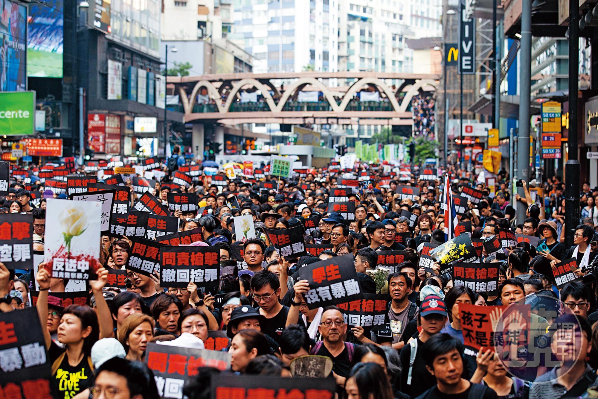 香港反送中抗爭讓台灣反中國意識高漲,也讓蔡英文初選民調支持度飆出半年來新高。