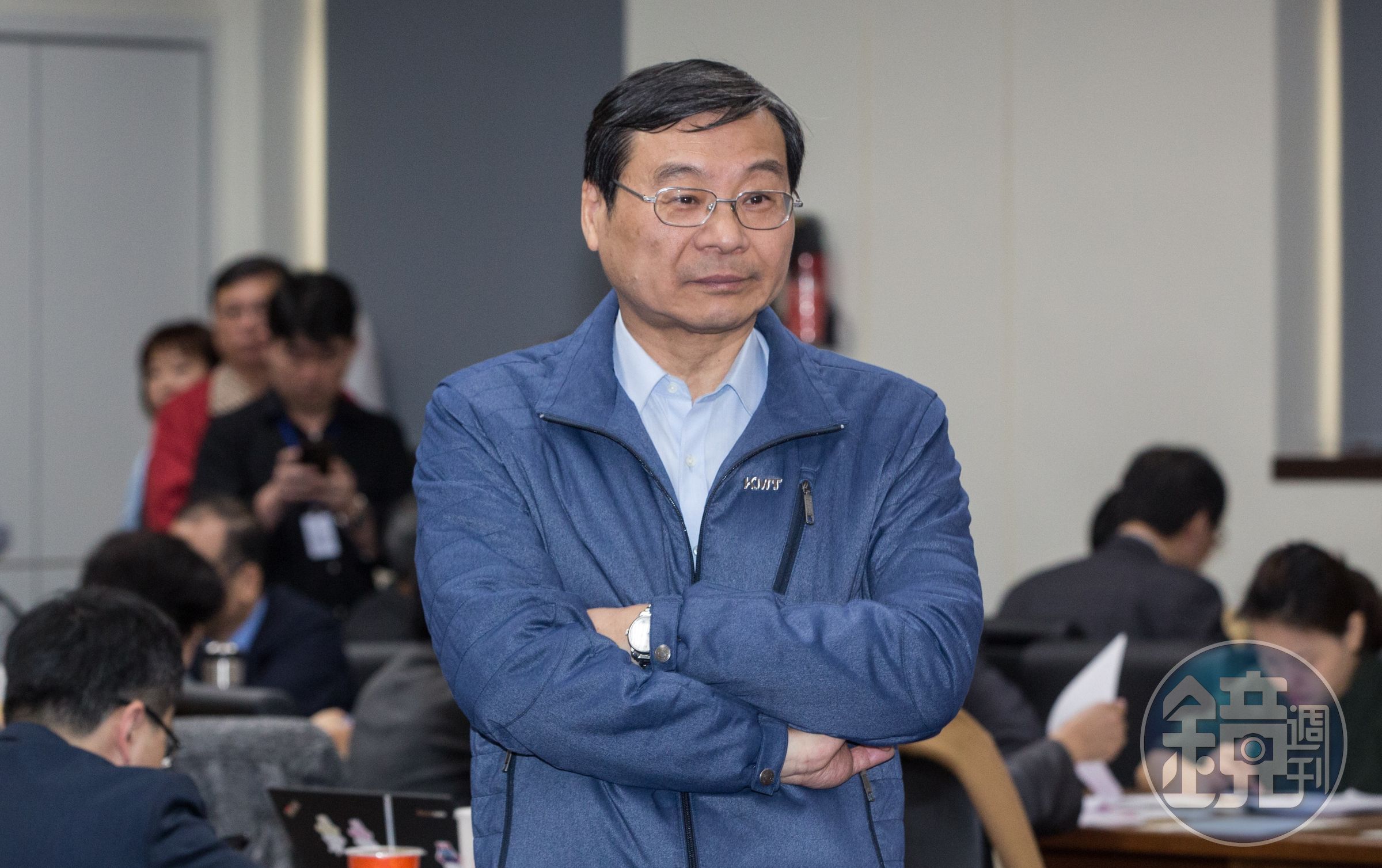 對於公投與大選確定脫鉤，國民黨黨團總召曾銘宗批評民進黨大開倒車。