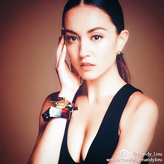 Mandy Lieu與周焯華愛得高調，導致這場小三與正宮的鬥爭長達4年。（翻攝自Mandy Lieu微博）