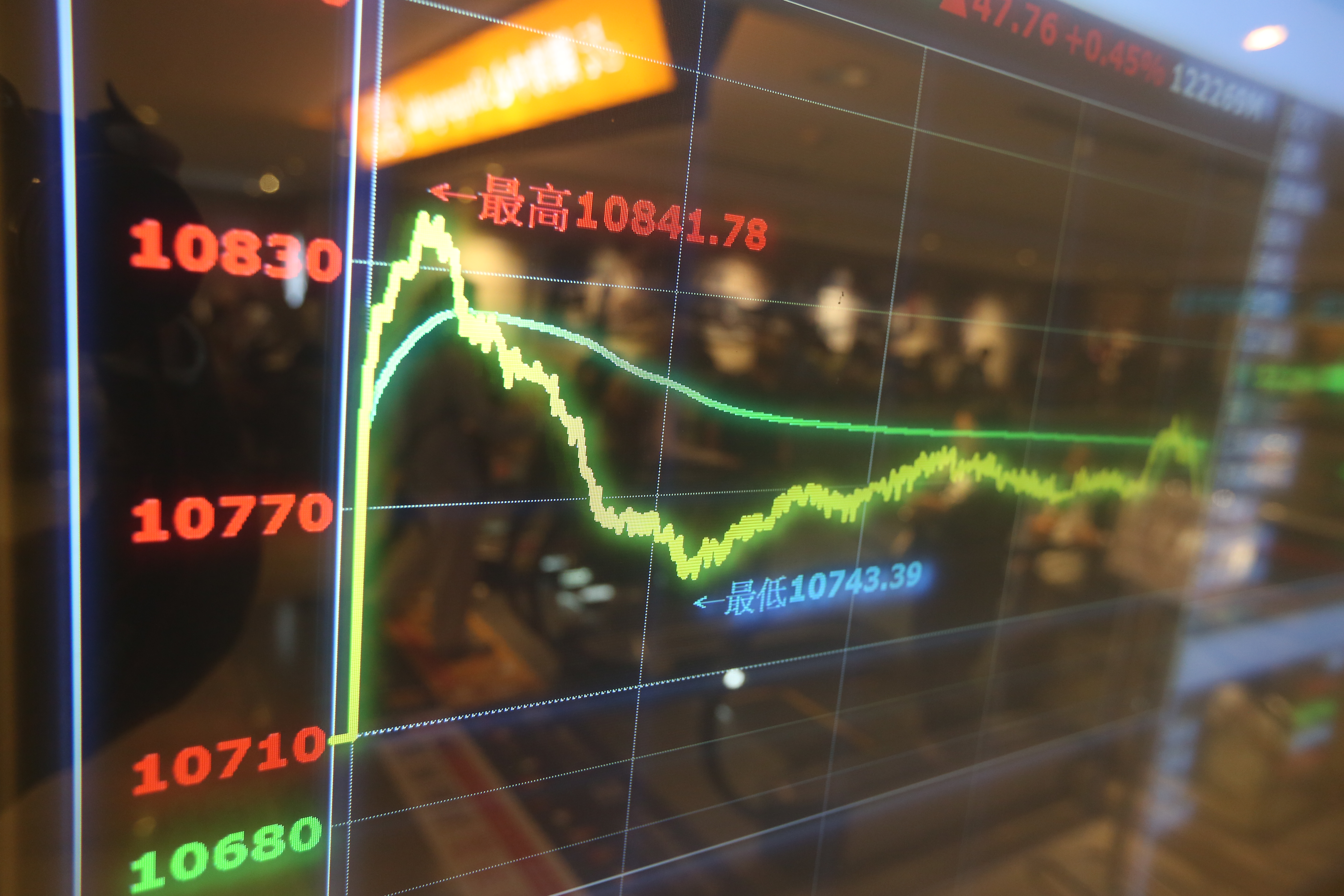 今年以來，外資大賣國內壽險股票，合計已經高達5百多億元。