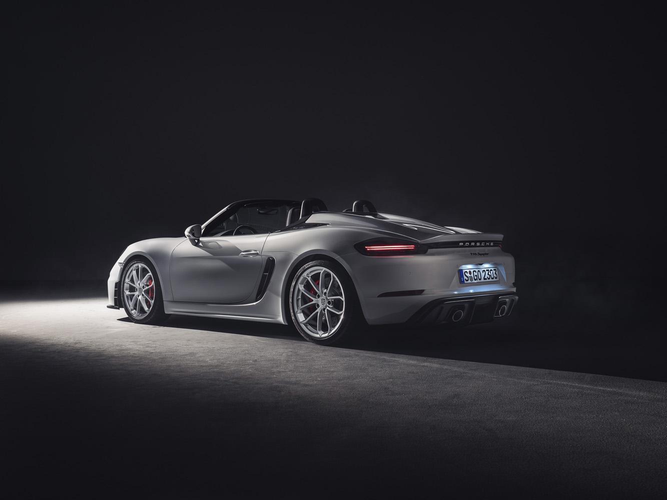不論開關篷，718 Spyder 都擁有令人屏息的絕美輪廓。
