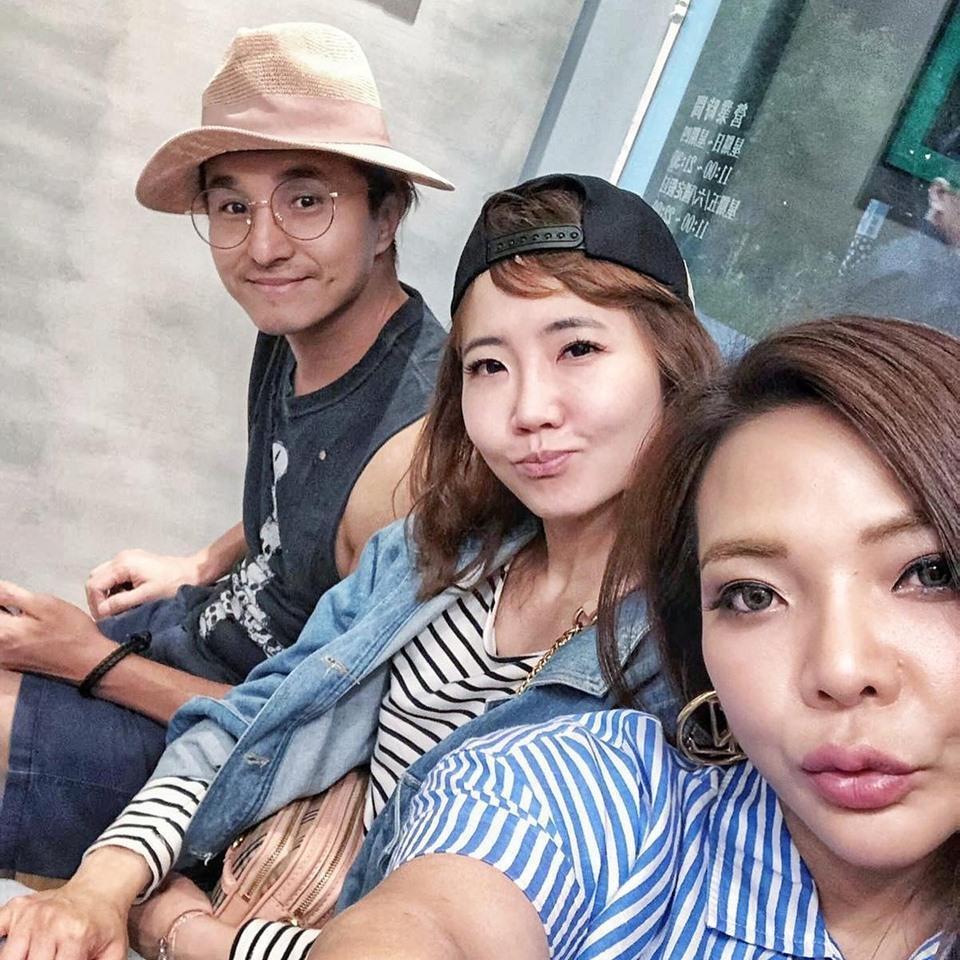 王少偉、謝忻和小甜甜是演藝圈好友。(翻攝自外景小公主- 謝忻的粉絲團粉絲專頁)