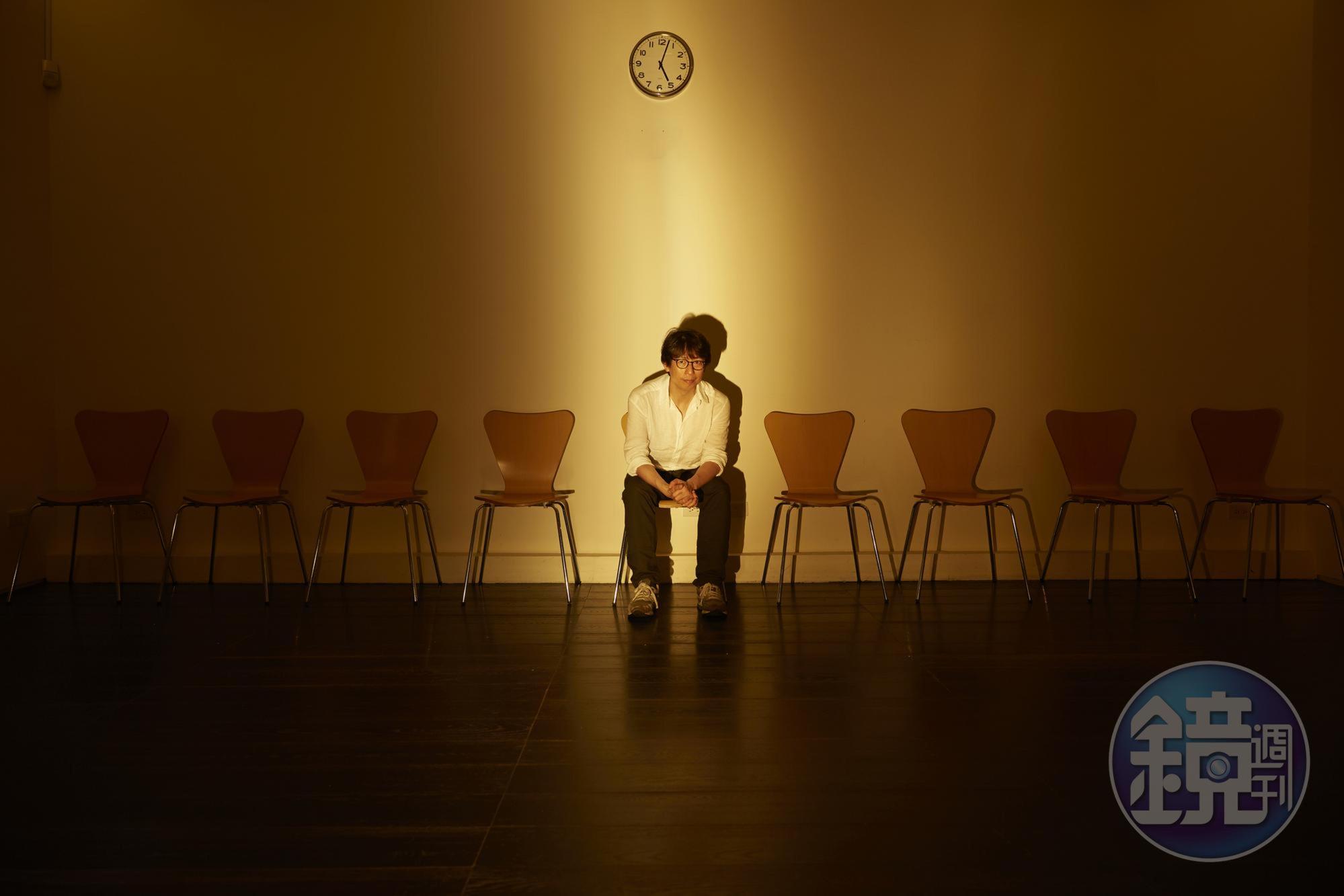 林奕華一語道破現代人的通病「我們都寂寞,但我們並不真的懂得孤獨」。
