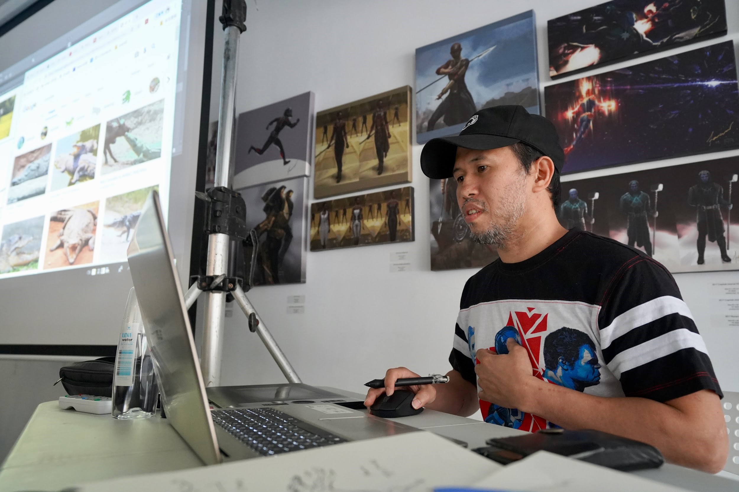 漫威視覺設計師安東尼弗朗西斯科日前來台舉行工作坊，分享角色和怪物的創作過程。（HCW國際講座提供）