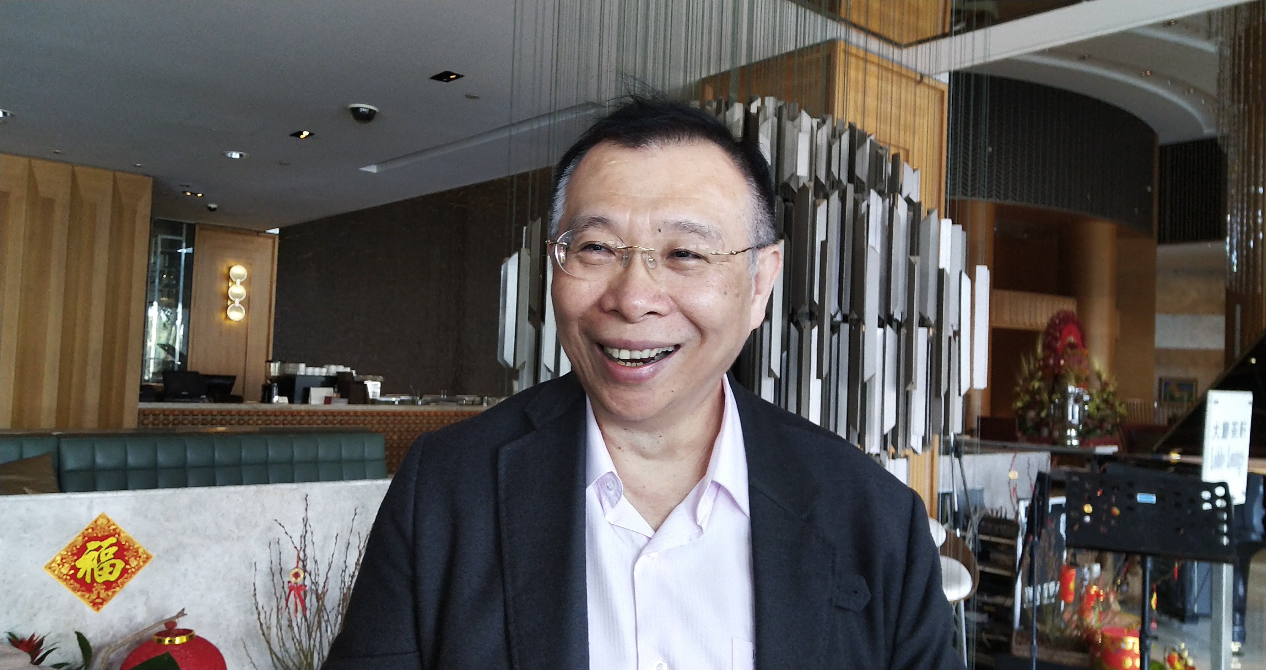 台鋼集團總舵手謝裕民低調少露面，被鋼鐵業形容是再起的梟雄。