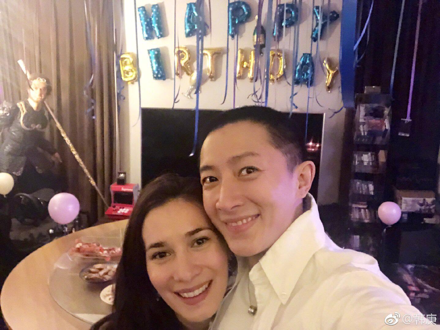韓庚去年與盧靖姍公開戀情後,今日傳出已在香港入紙排期結婚。(翻攝自韓庚微博)