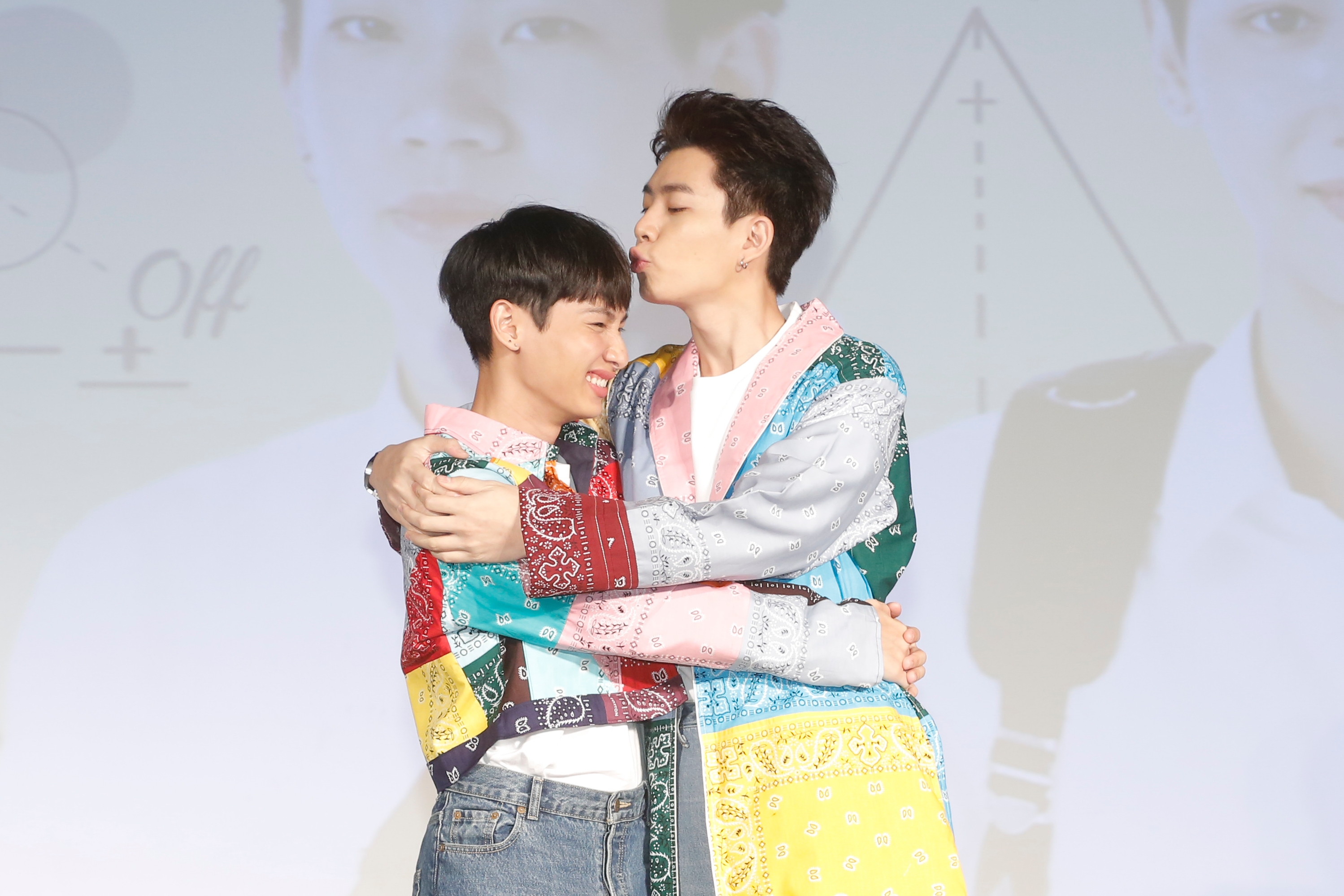 泰國BL劇《愛情理論》主演Off和Gun在台北舉辦見面會。