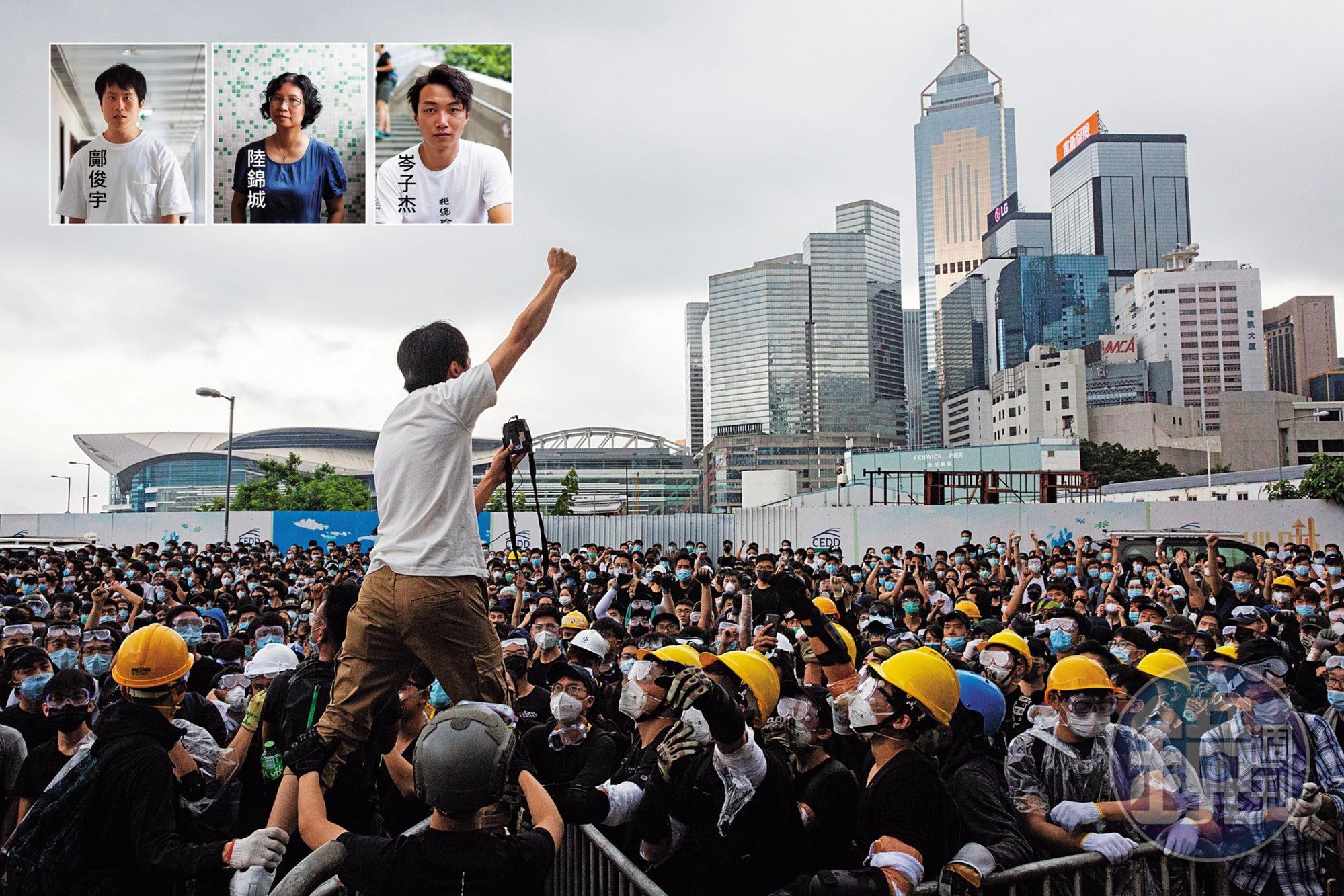 6月12日,民眾集結在香港立法會外,立法會議員鄺俊宇高舉手臂向群眾喊話。