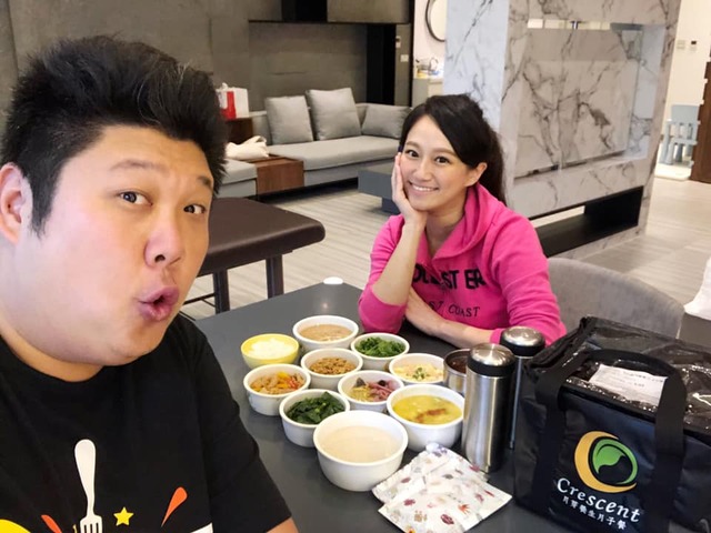 哈孝遠在臉書上澄清自己日前在節目上說被綜藝大哥擺道，並不是影射胡瓜。（翻攝自哈孝遠臉書）