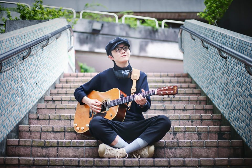 謝震廷是位創作歌手,曾獲第27屆金曲獎最佳新人獎。(翻攝自謝震廷臉書)