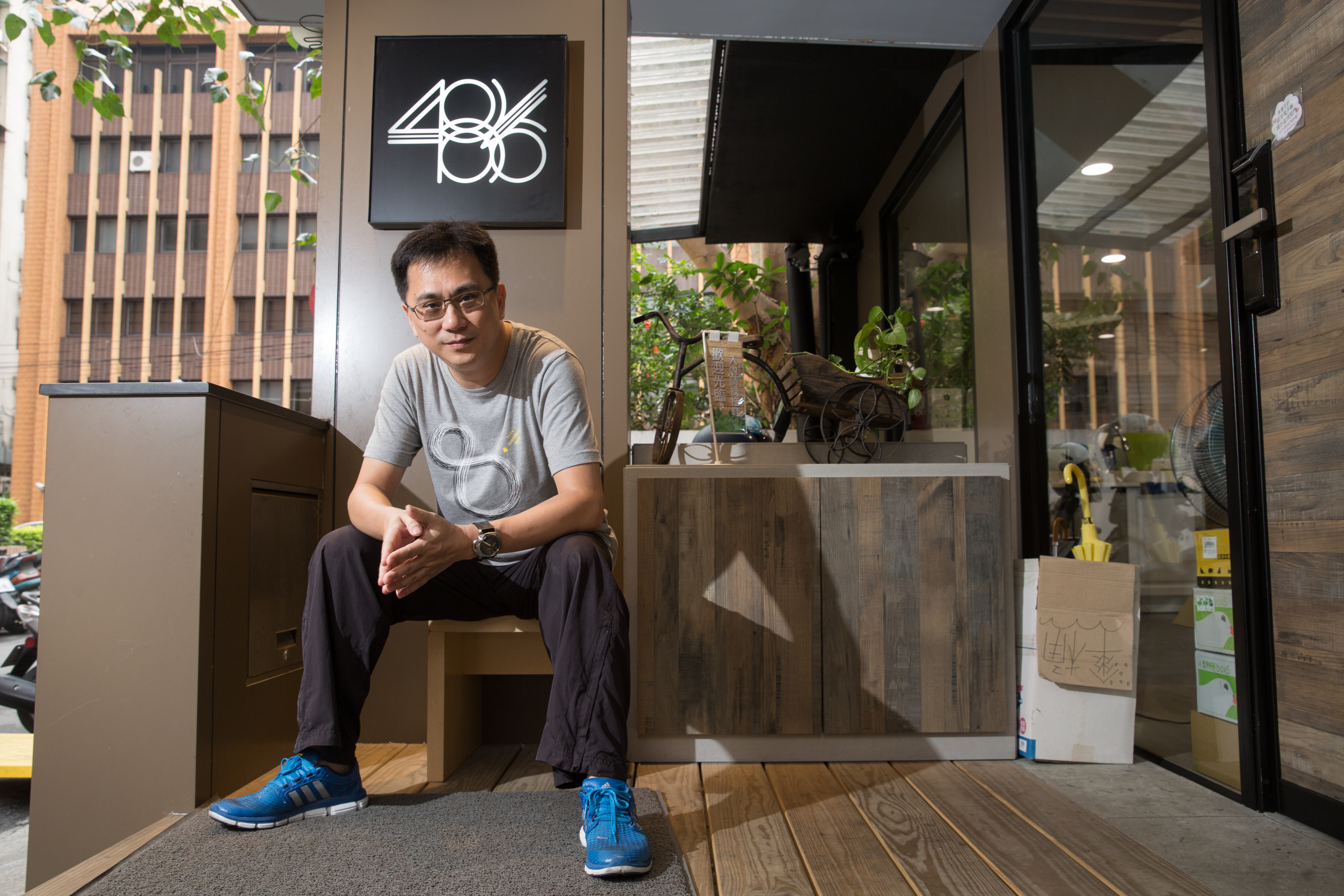 486先生暖心呼籲員工表示，「我們辛苦工作就是為了孩子家人，怎能反而本末倒置？」