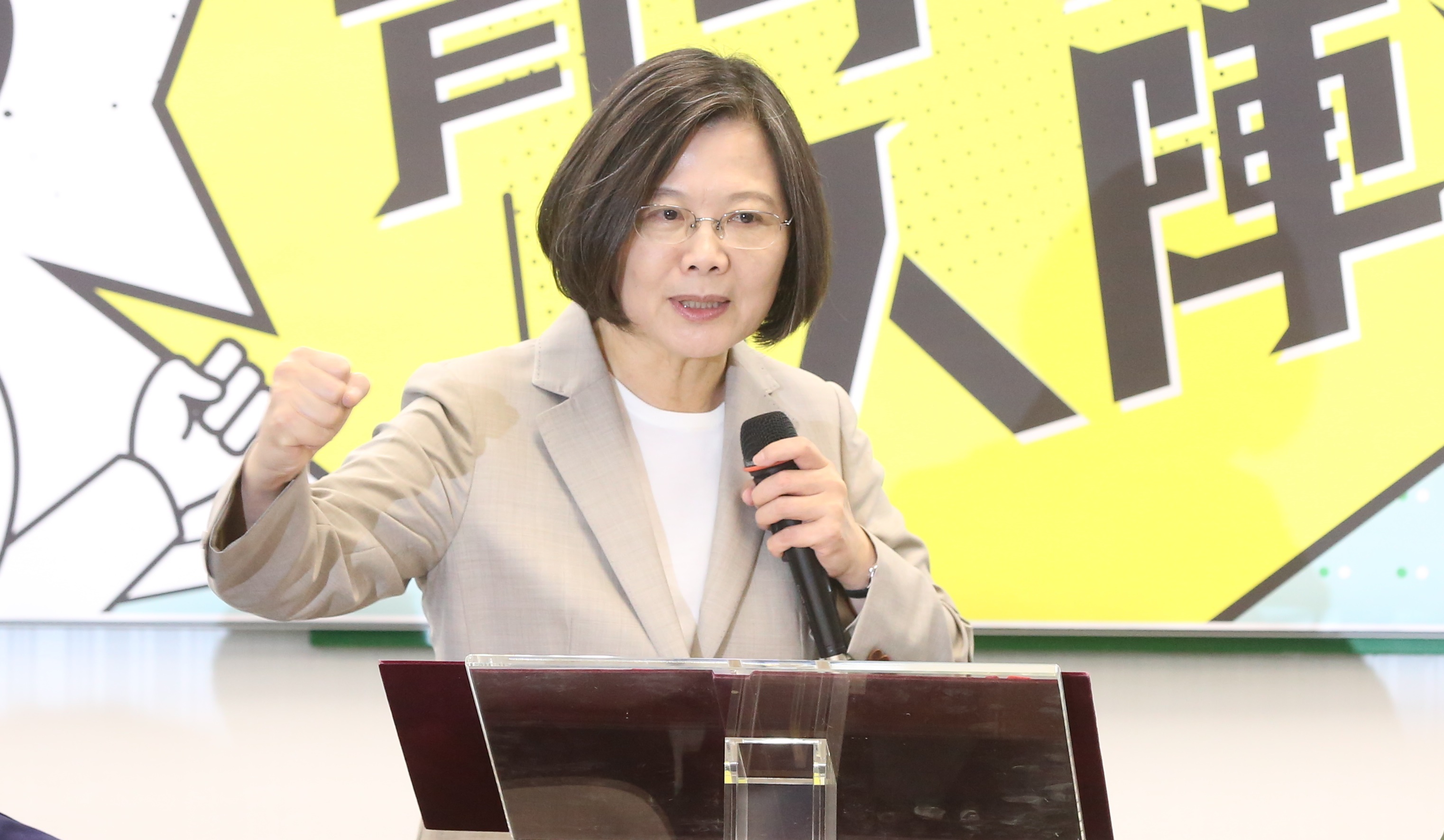 國民黨總統初選首場國政願景電視發表會昨晚登場 ，蔡總統今受訪時表示，整場辯論會提到她最多。