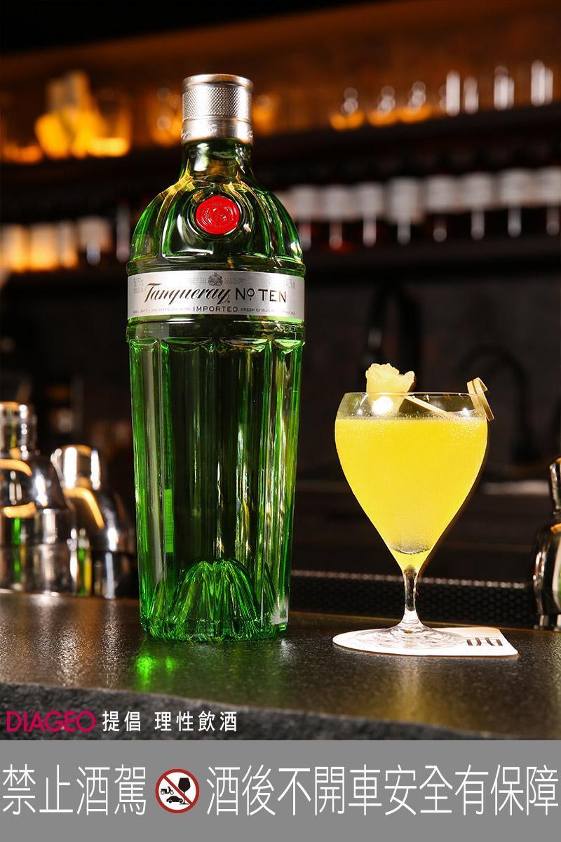 Tanqueray No. Ten的柑橘風味，在小玉西瓜和刺蔥的催化下顯得別緻。(450元／杯)