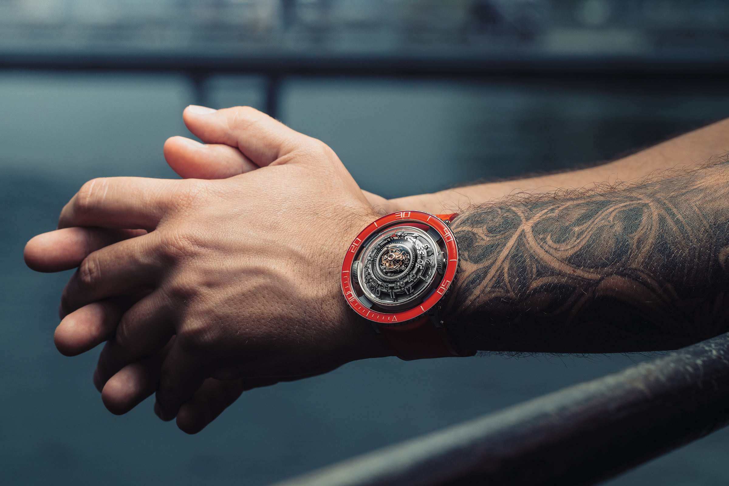 【新錶快訊】紅水母招搖現身!MB&F發表HM7全新鉑金版本