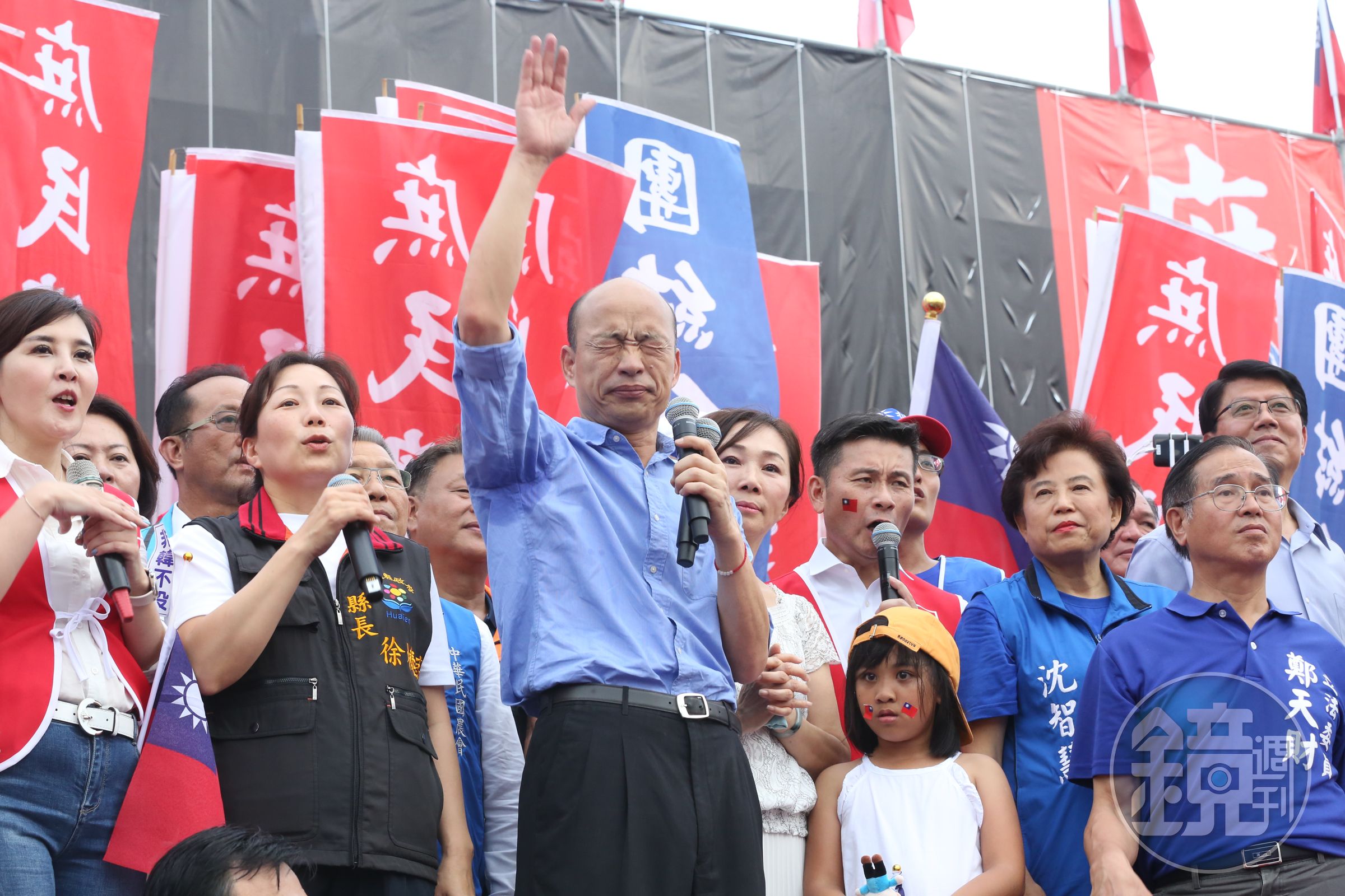 不滿高雄市長韓國瑜上任後的市政表現，民間團體「Wecare高雄」發起罷免韓國瑜連署。