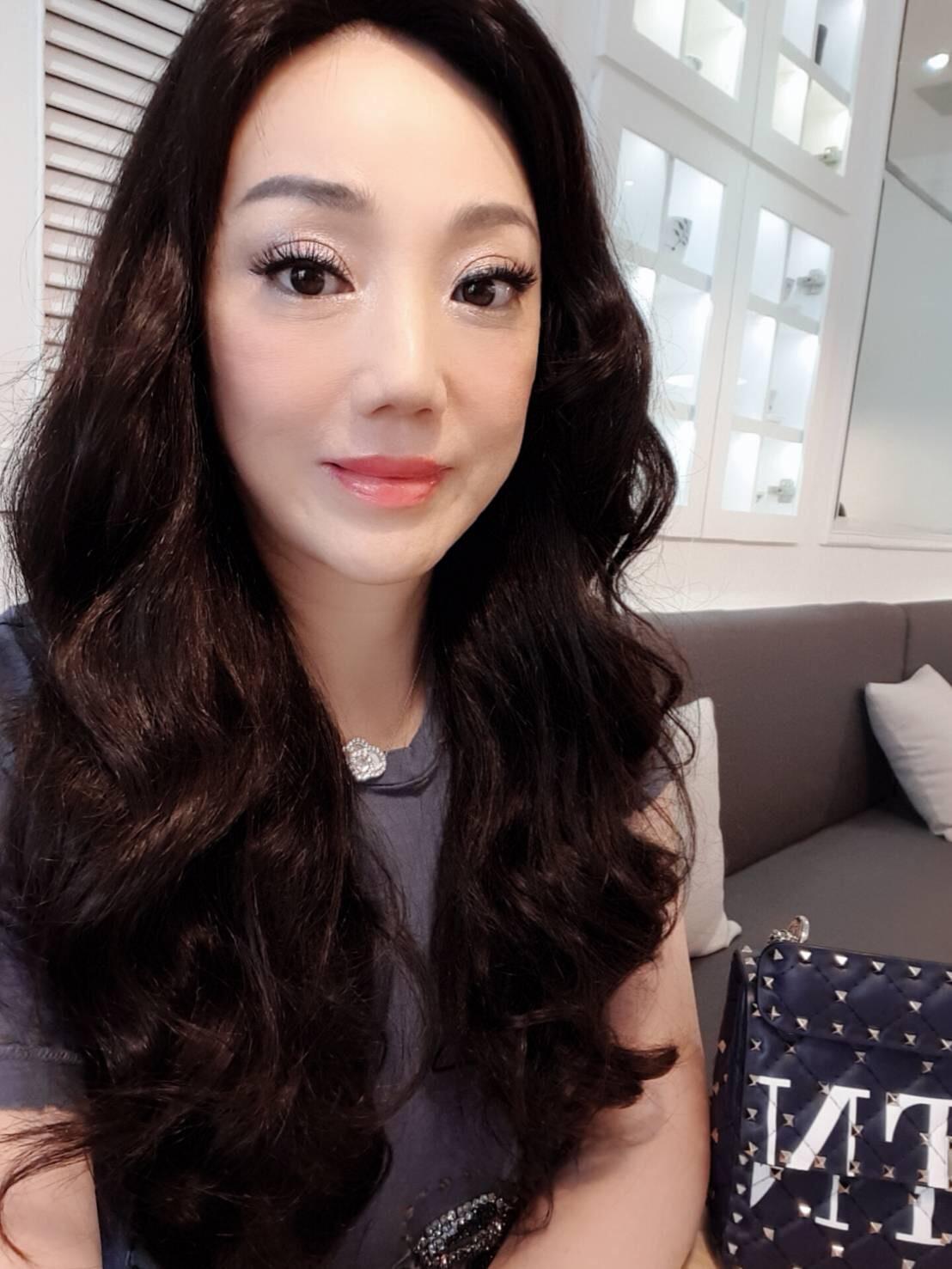 沈嶸認為兩人當年結婚就是個危機緣，如今轉成惡緣。（沈嶸提供）