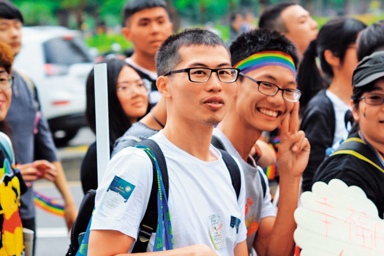 李屹長期關注社會運動，還把異物第一項產品部分營收回饋給日日春協會。（李屹提供）