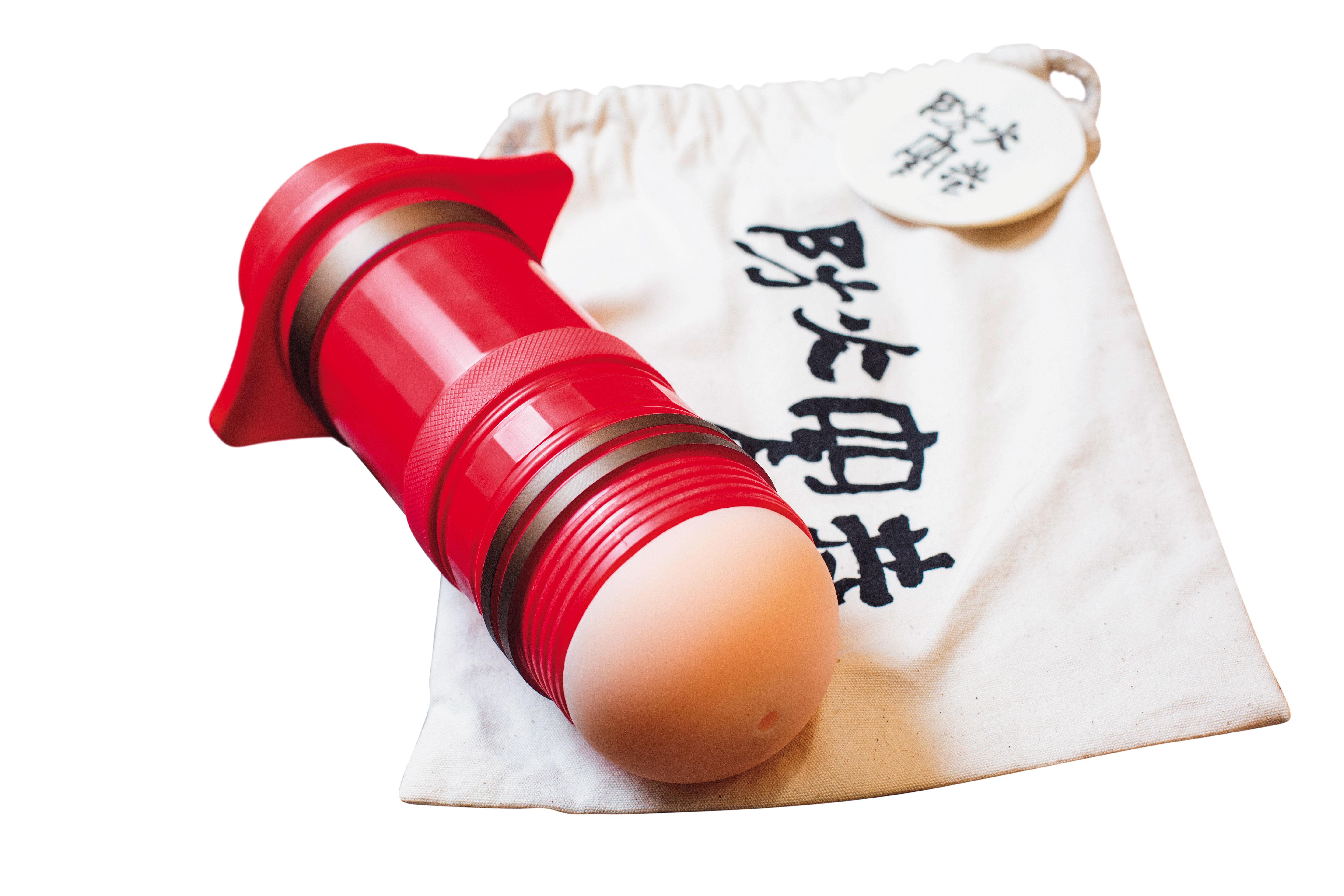 頗具質感的「防火窄巷」是飛機杯。（2,080元／組）