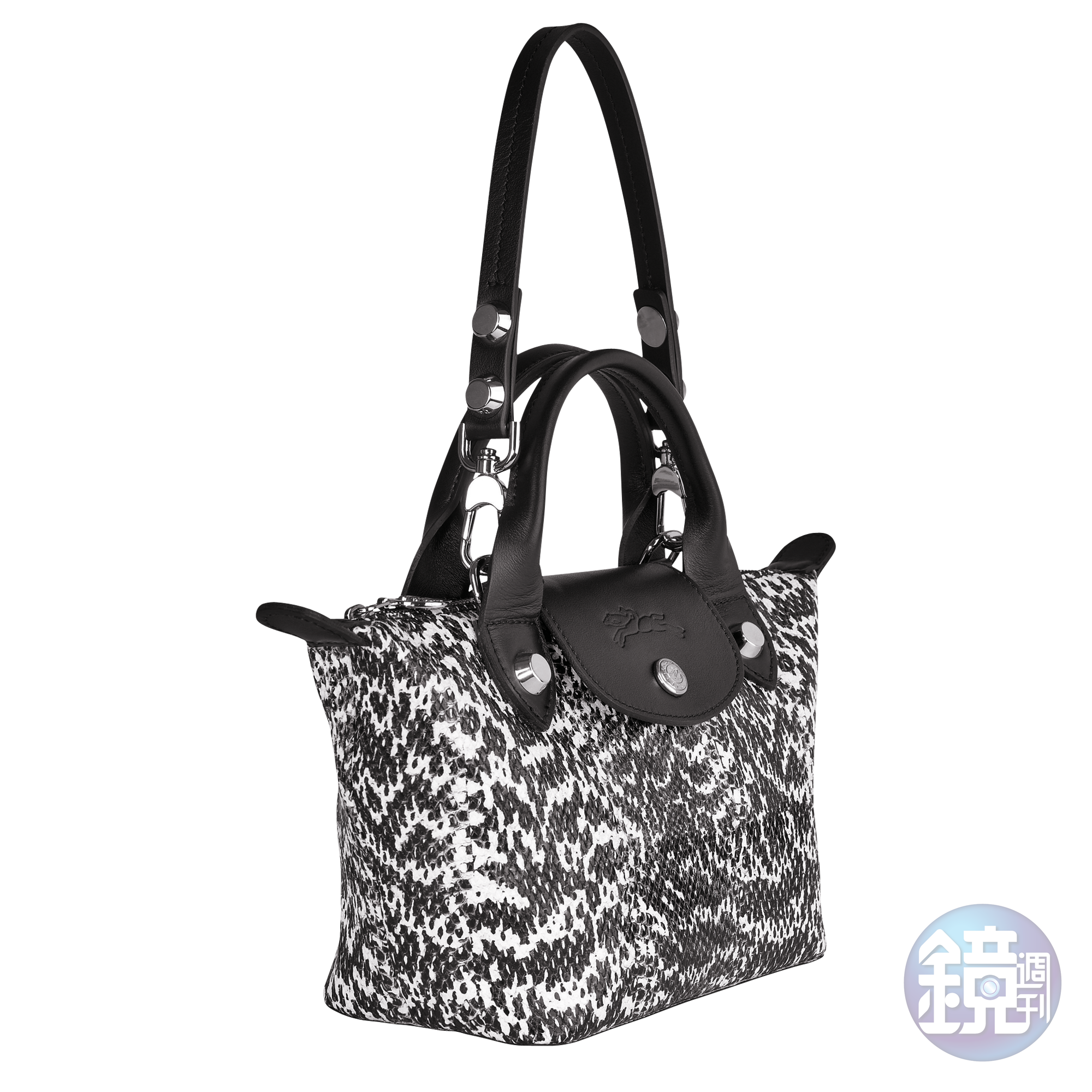 LE MINI PLIAGE CUIR SERPENT D’EAU系列黑白色迷你手提包。NT$19,000