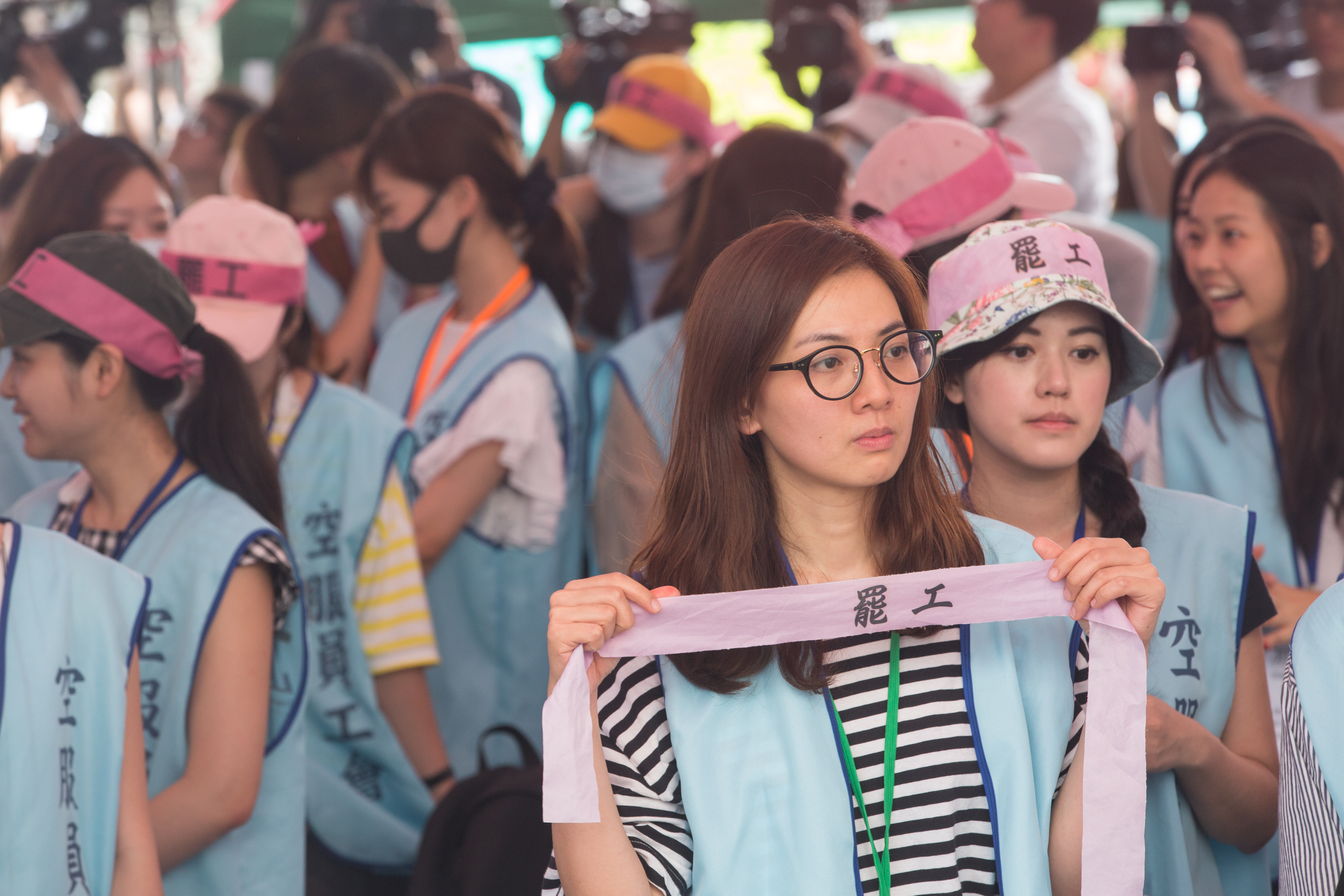 長榮空服員與資方協商破局，罷工繼續。