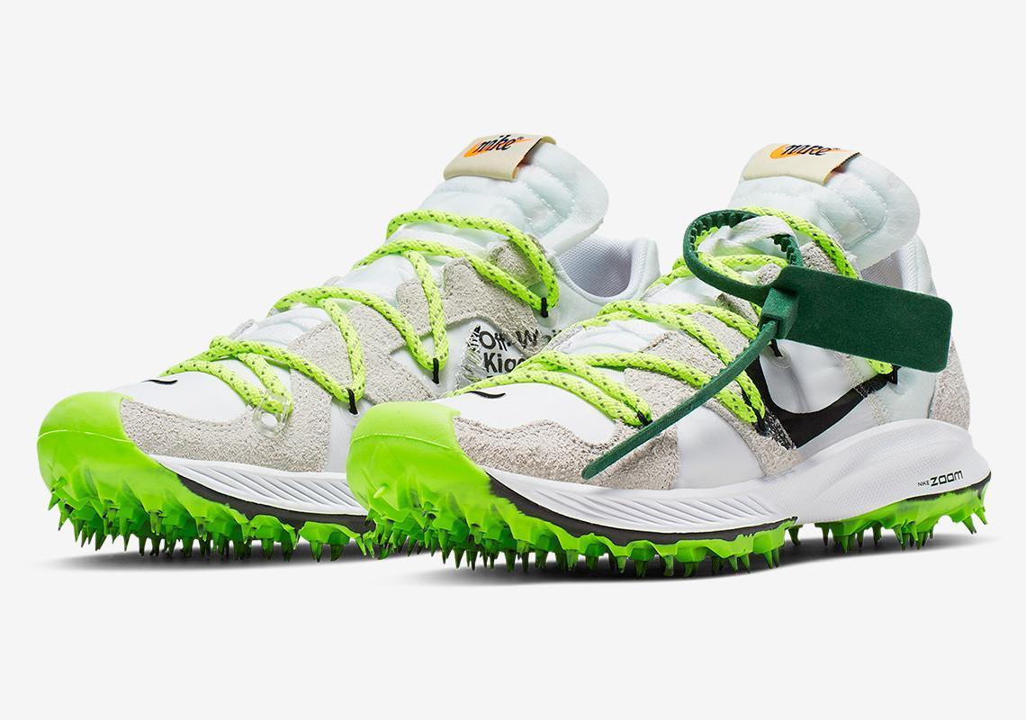Off White x Nike自釘鞋上擷取創作靈感。(FRUITION提供)
