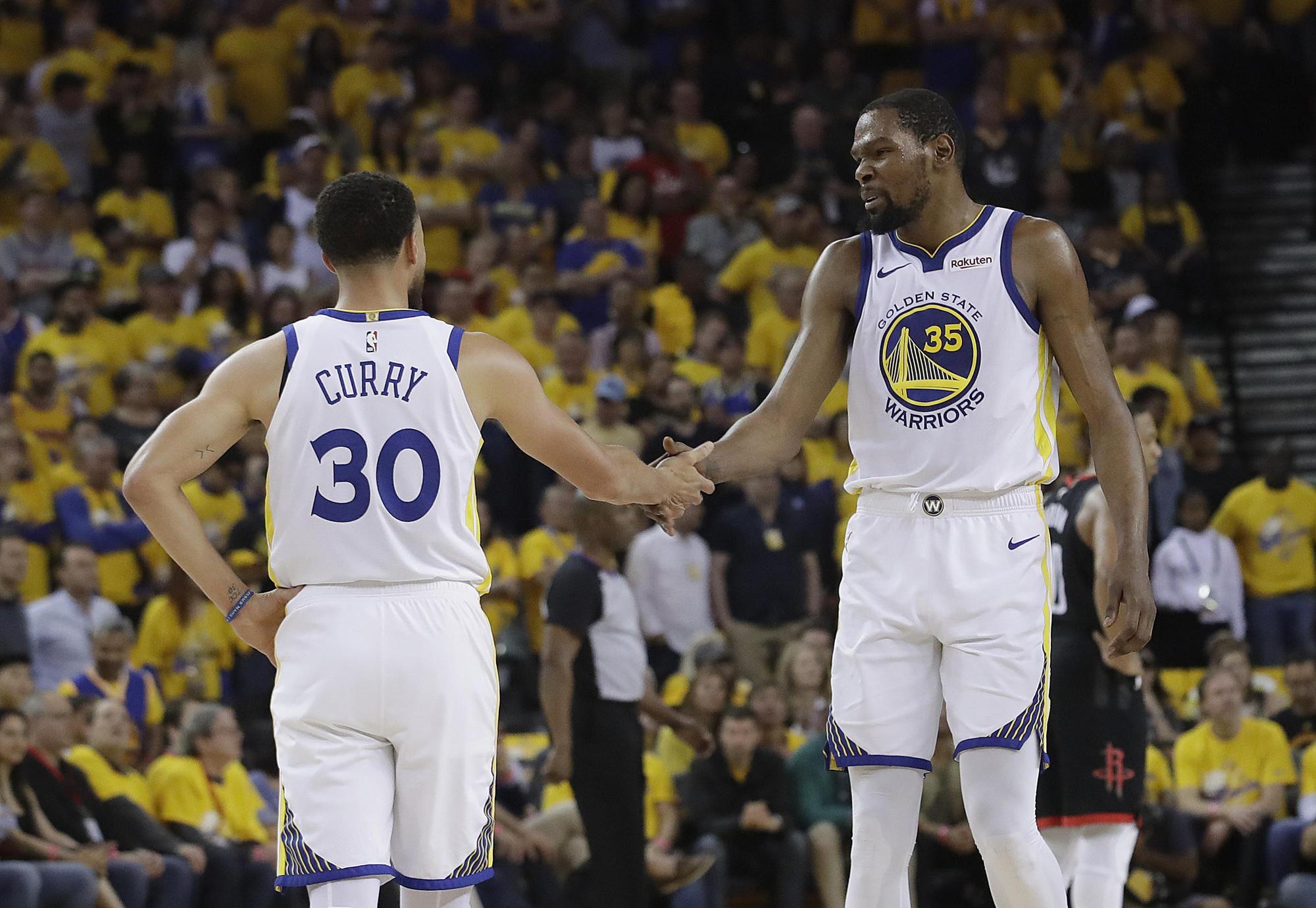 杜蘭特（Kevin Durant）稍早po出「震撼彈」，以口頭方式與籃網簽下頂薪4年1.64億美元（約新台幣51億元）合約。（東方IC）