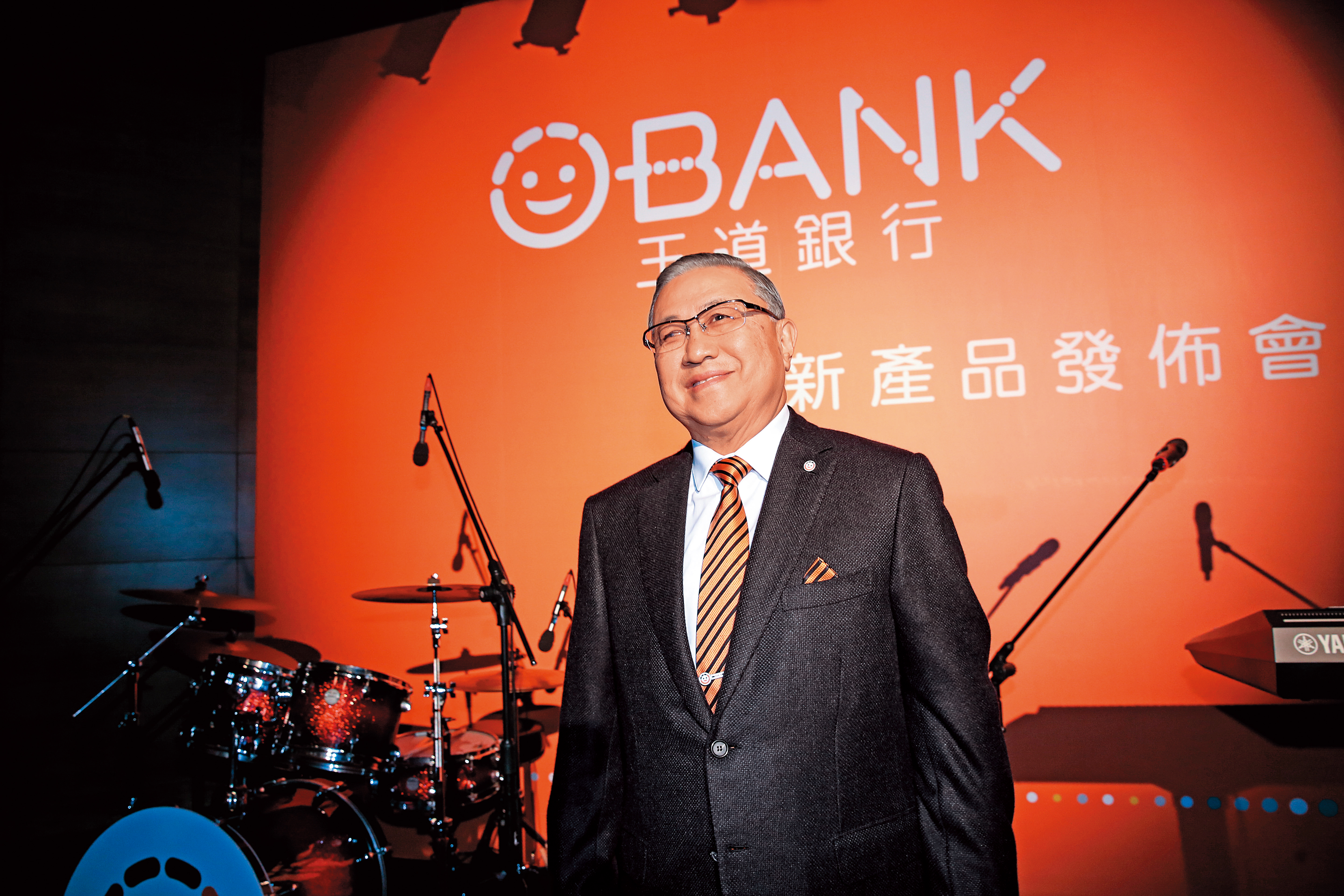 王道銀行董事長駱錦明宣布今年獲利目標要增加5成，沒想到最近就傳出客戶潤寅實業，發生人去樓空、惡意詐貸的案子。