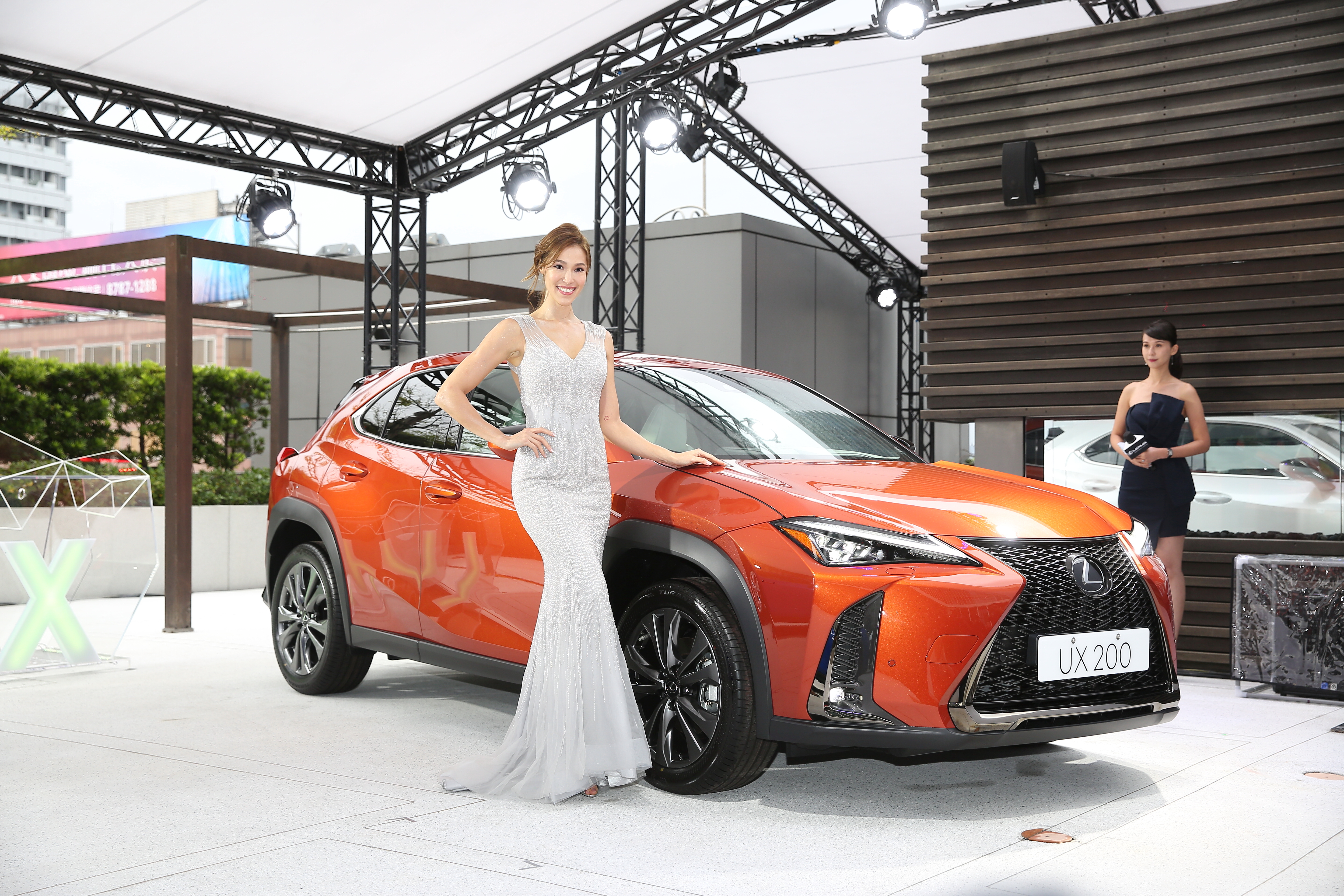LEXUS上半年靠著UX、NX建功，搶下進口豪華房車二哥。