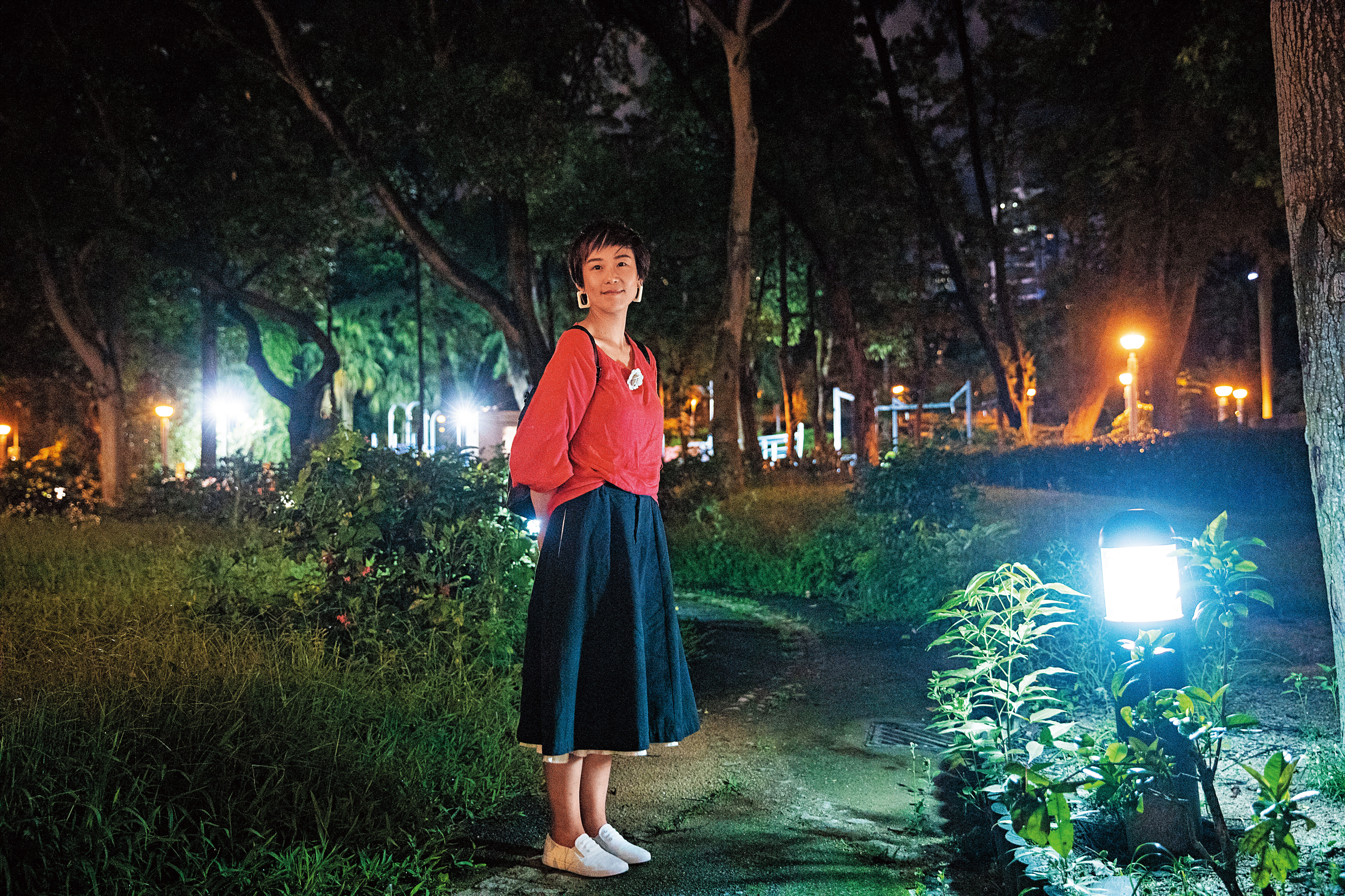 10年前，黎明第一次來維園參加六四集會。那一晚的震撼，改變了她的一生。