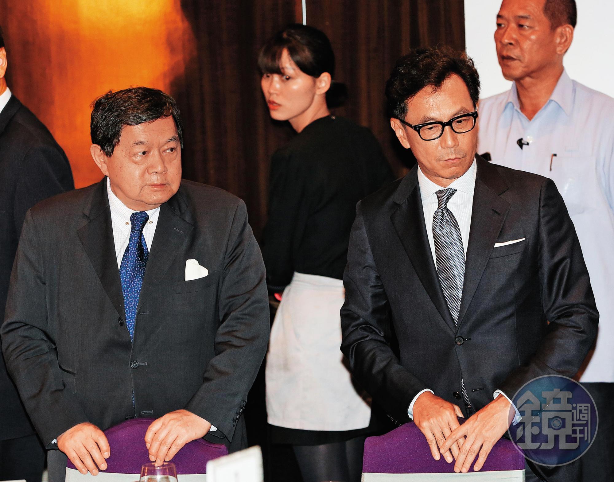 5G頻譜年底開放競標,遠傳董事長徐旭東(左)和台灣大董事長蔡明忠(右)均備妥充足銀彈搶標。