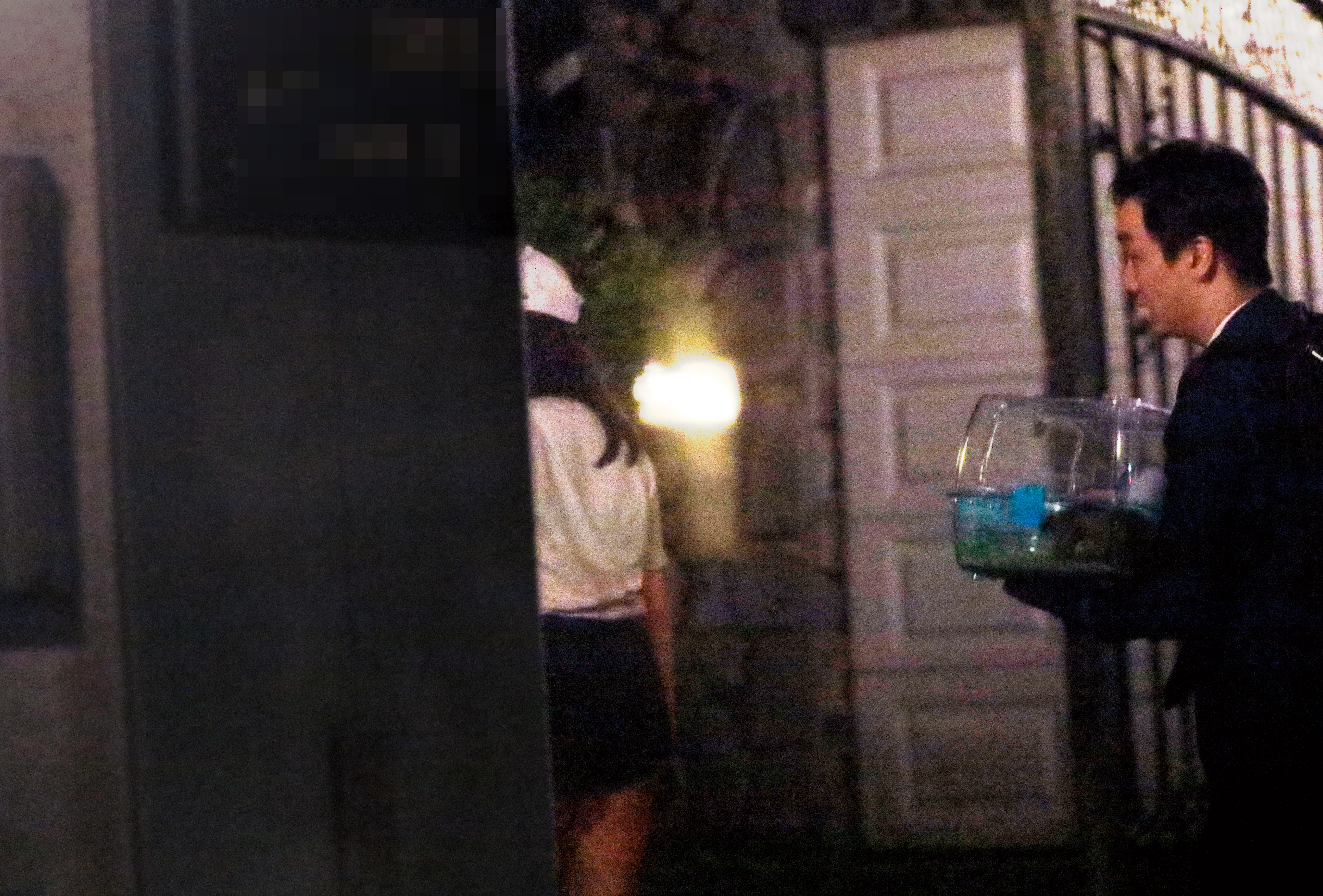 6/9 01：49，林佩瑤跟武俊傑前後進了家門，然後兩人再也沒有出來。