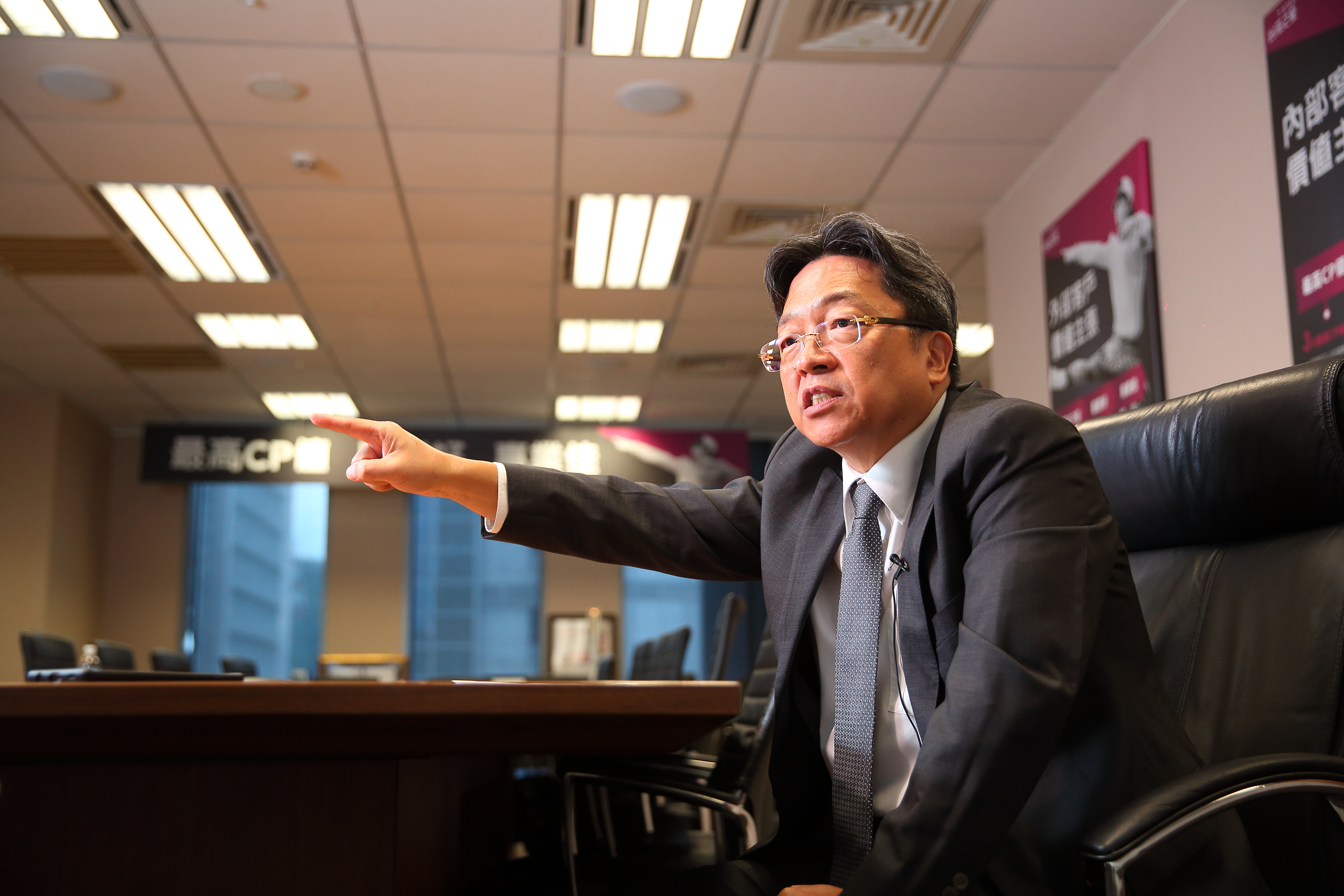 台灣之星總經理賴弦五重砲抨擊NCC政策失當，連5G入場券都不給。