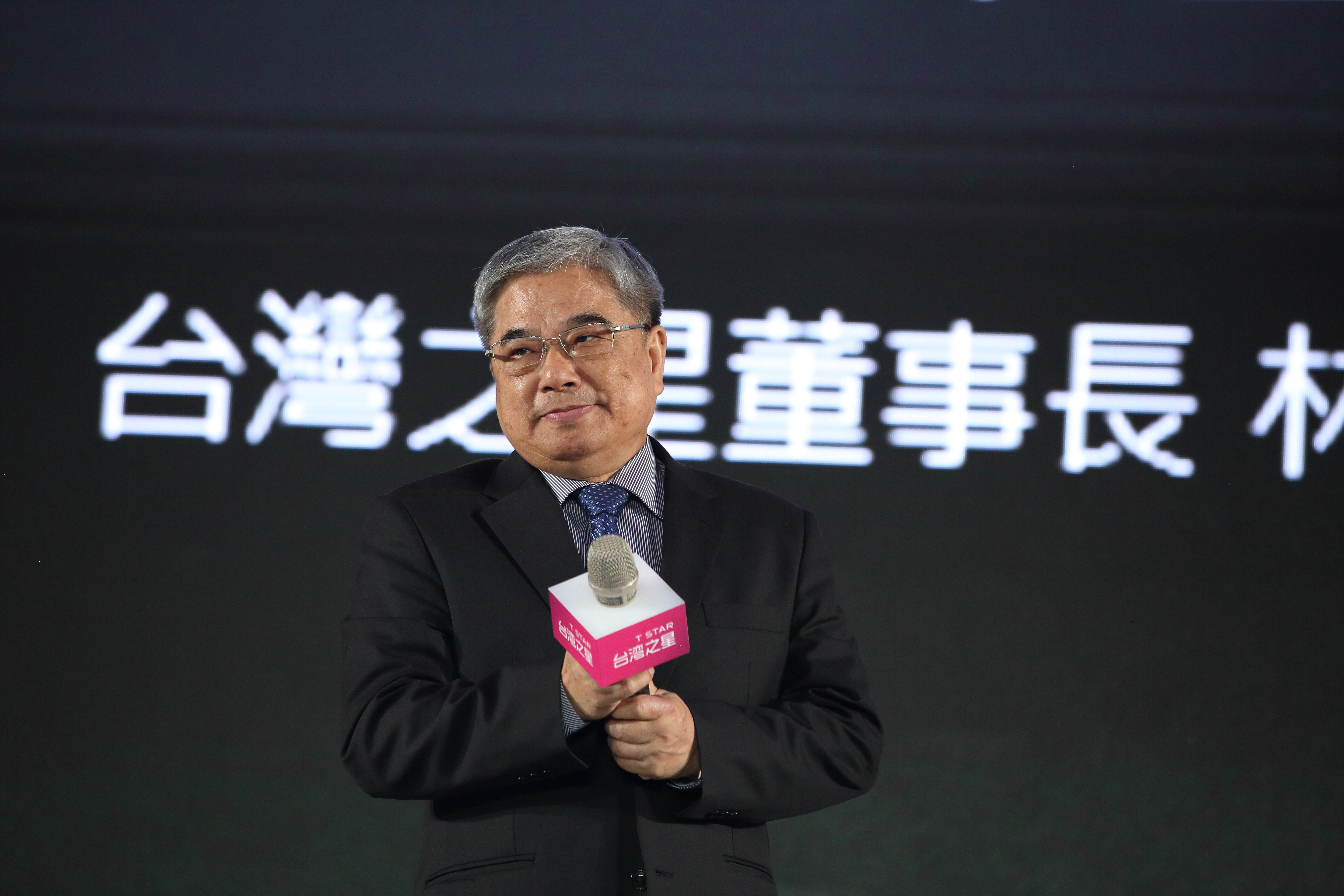 台灣之星董事長林清棠曾寫信給蔡明忠和徐旭東商討5G競標一事，但碰了軟釘子。