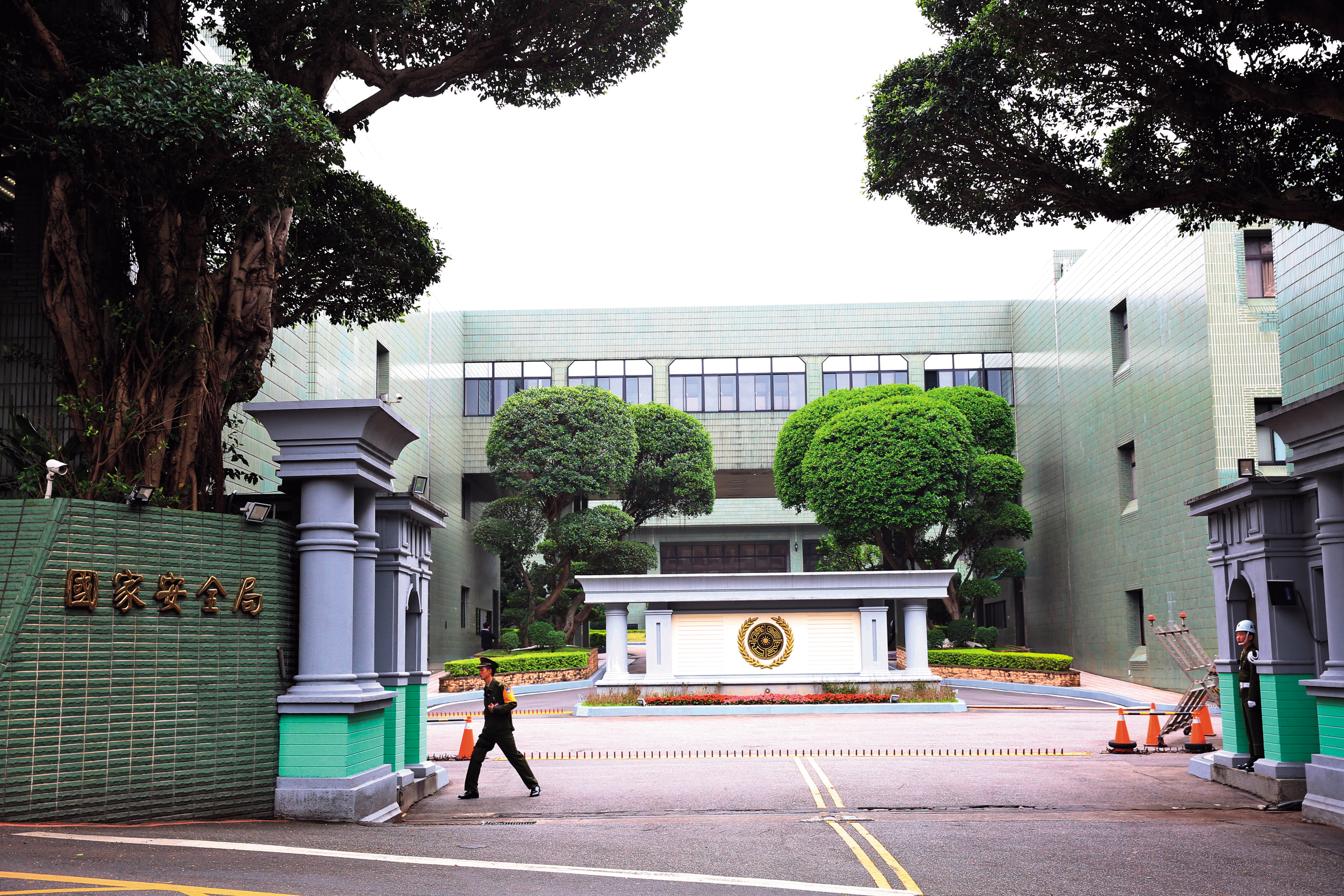 國安局是我國情報最高機關，未料，負責國內情報以及職掌人事的核心處長等人，個資全都曝光。