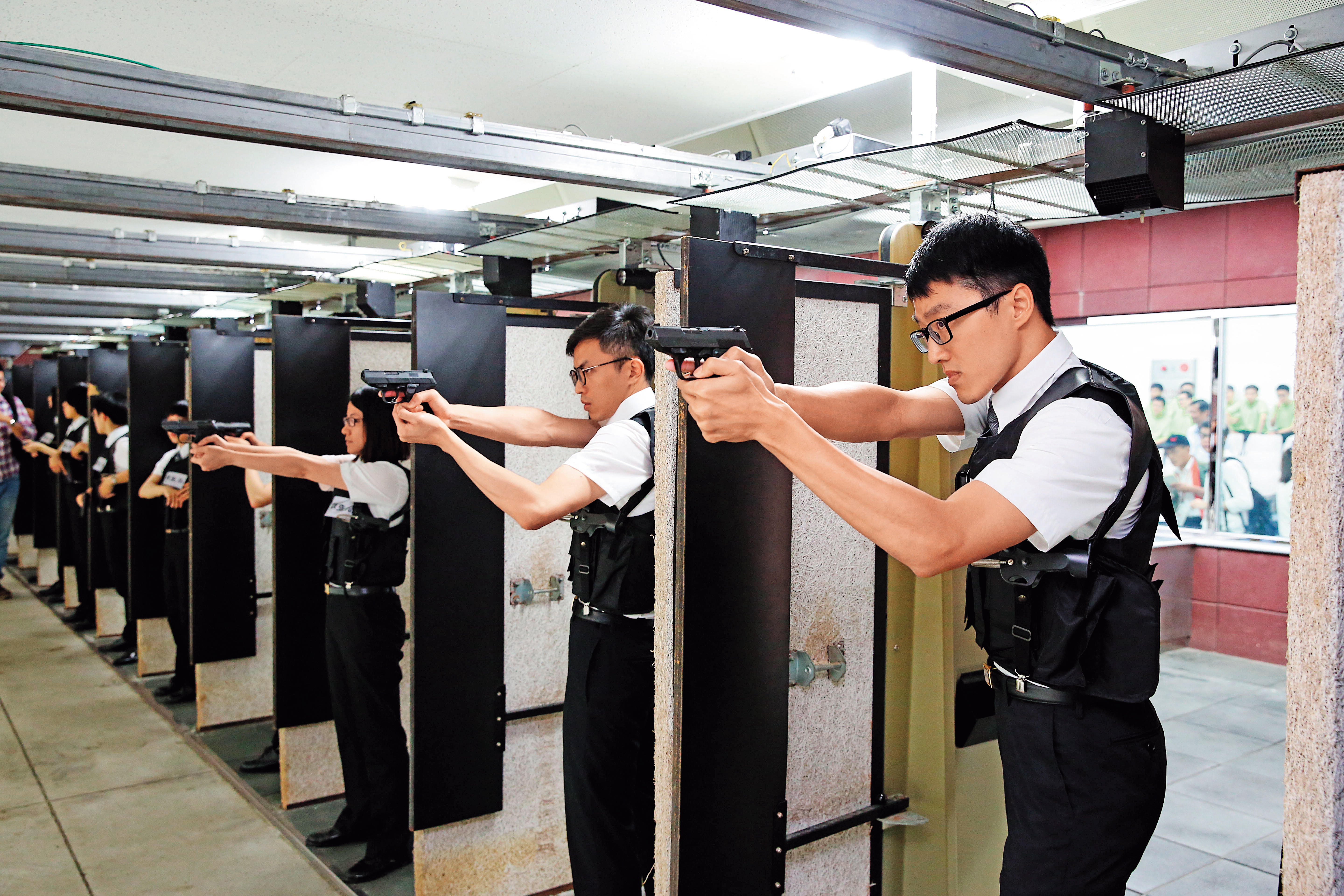 調查局負責維護國家安全，對於銓敘部公務員個資遭外洩，第一時間已分案了解案情。