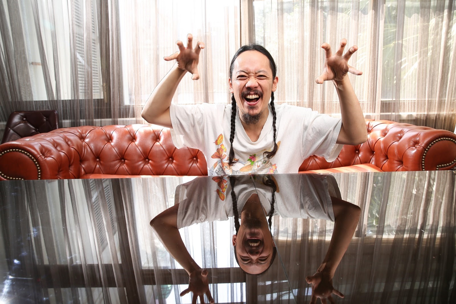 新銳導演長久允的首部短片和劇情長片先後在日舞影展獲獎，是日本第一人。