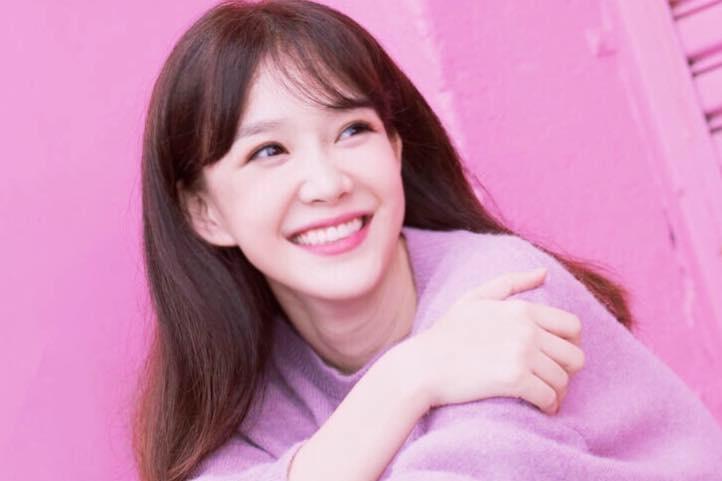 主演台視、三立週日偶像劇《月村歡迎你》的李佳豫,傳有報名參與《青年康熙》試鏡活動,今天她透過經紀公司回應。(翻攝自李佳豫臉書)