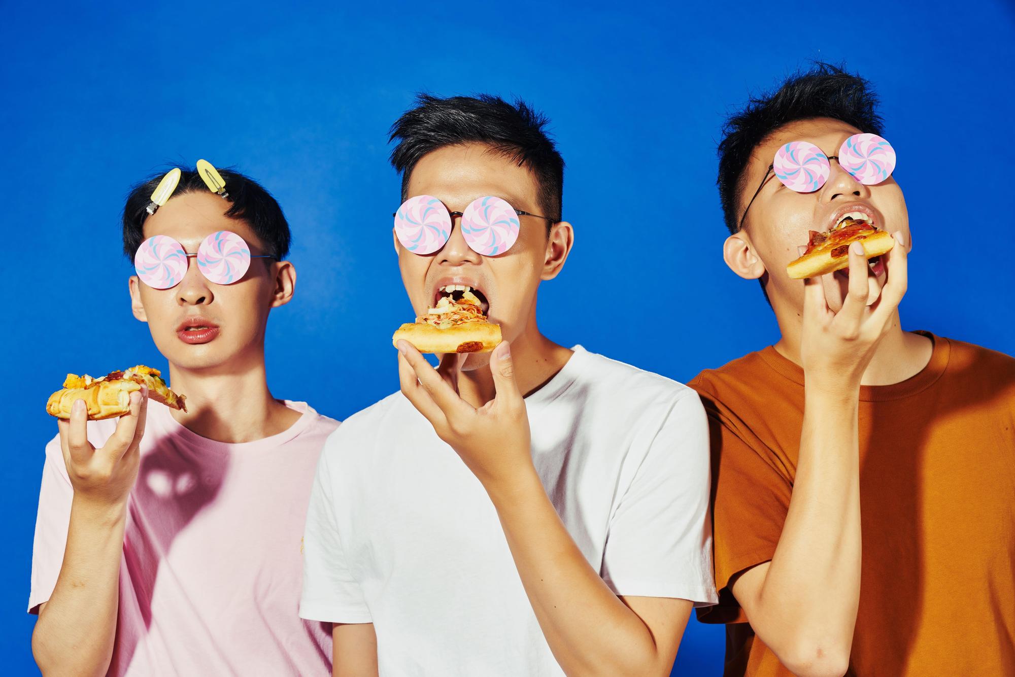 本屆金曲獎最佳演唱組合椅子樂團將在覺醒音樂祭演出。(覺醒藝術提供)
