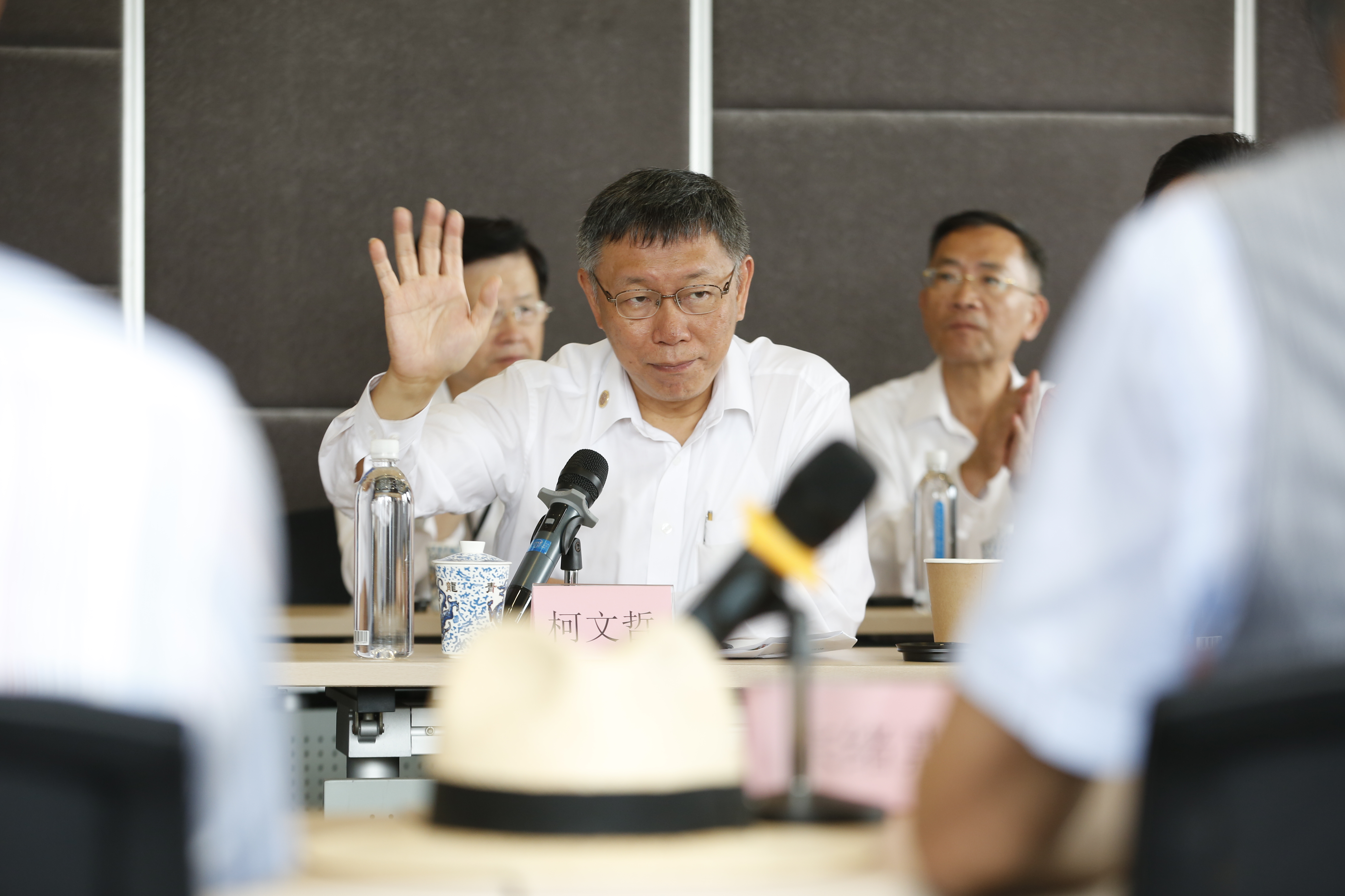 北市府今在上海宣布，傍晚5點將與國台辦主任劉結一在上海的西郊賓館會面。