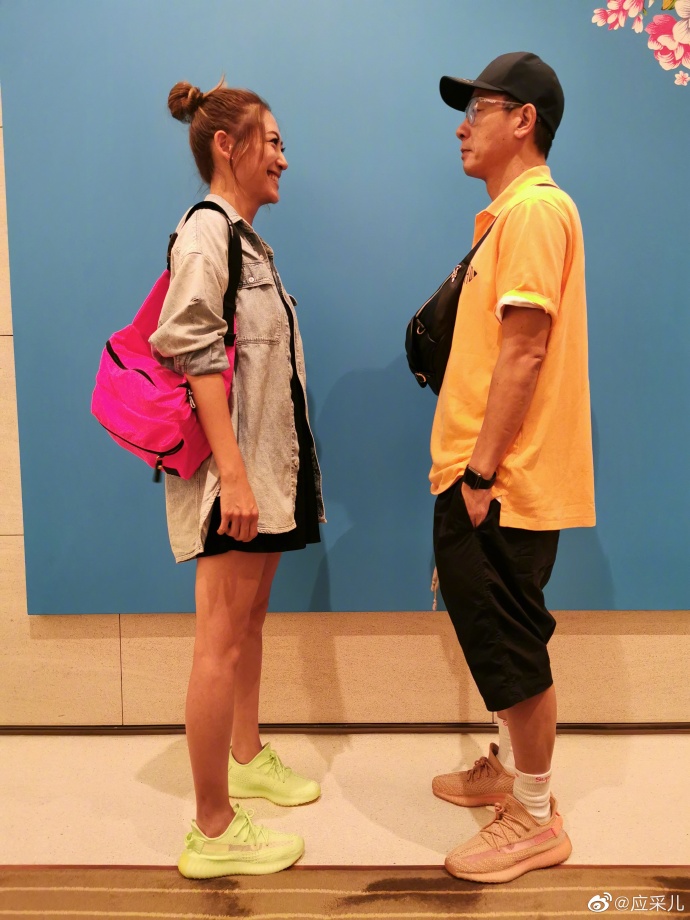應采兒跟老公陳小春結婚九年，兩人育有一子Jasper已六歲，兩人近日努力做人，準備懷上第二胎。（翻攝應采兒微博）
