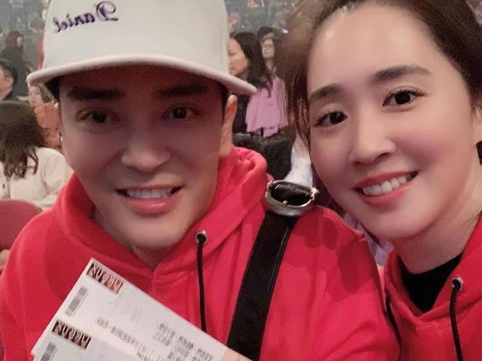 陳曉東與太太王妤嫻結婚結婚五年，兩人育有兩女兒。