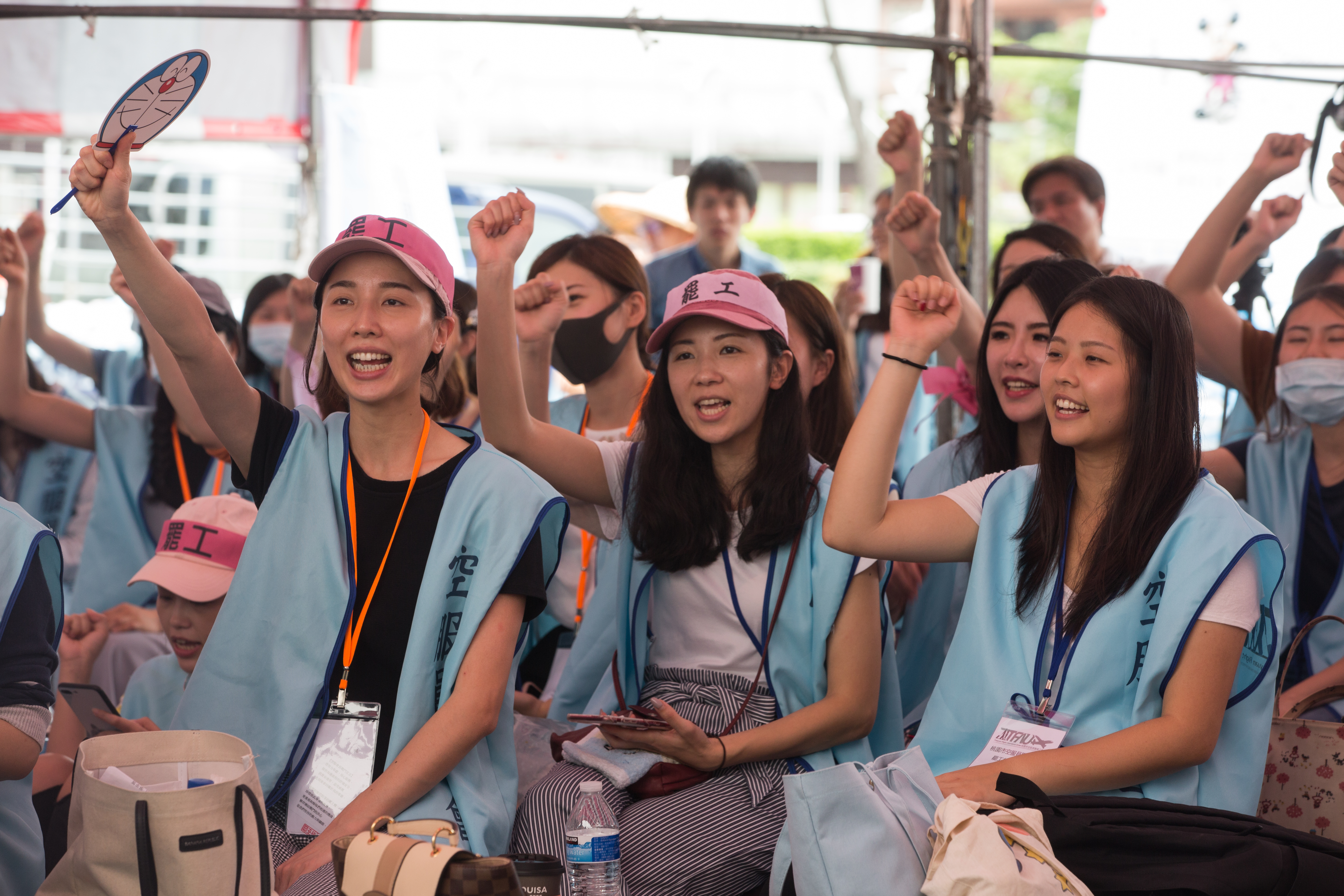 工會與長榮航空鬥法17天，今日終於落幕。